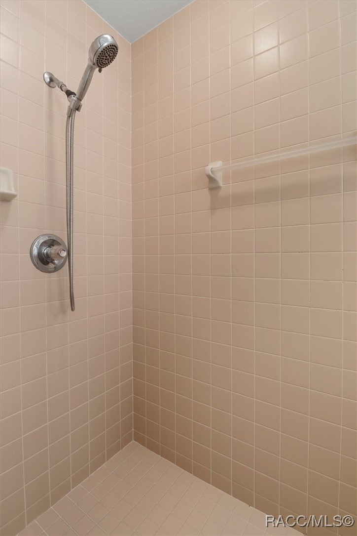 2888 W Verbena Place