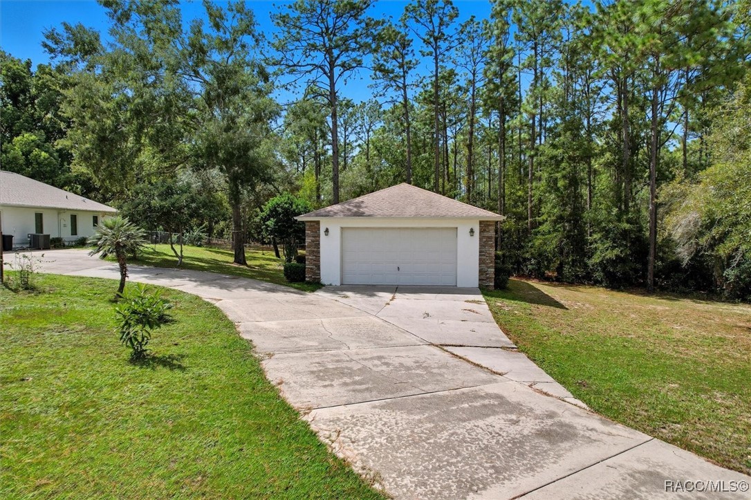 2888 W Verbena Place