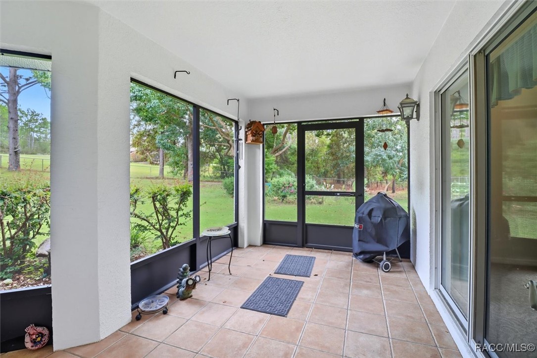 2888 W Verbena Place