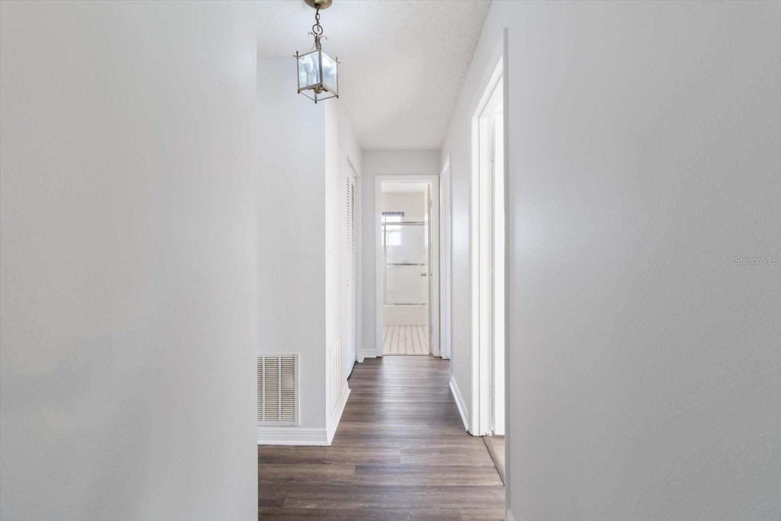 311 SE 54TH AVE