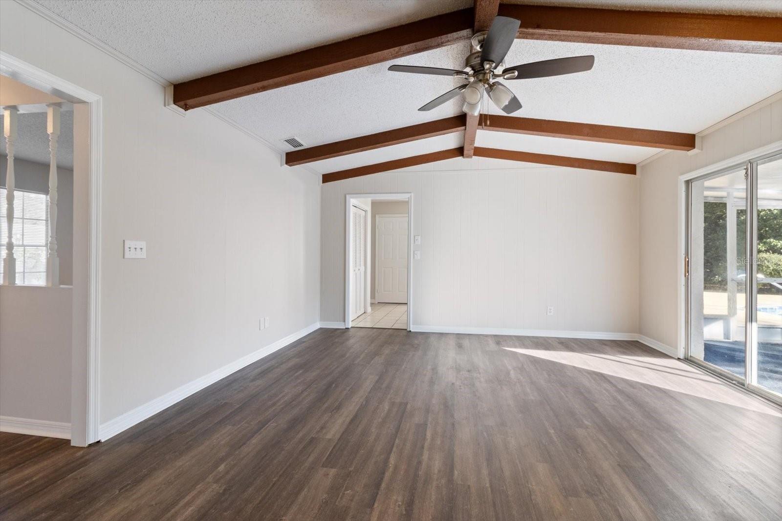 311 SE 54TH AVE