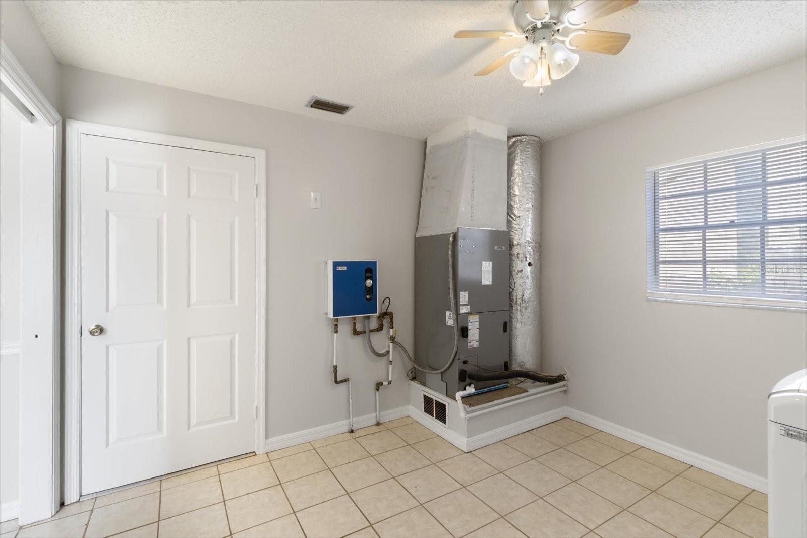 311 SE 54TH AVE