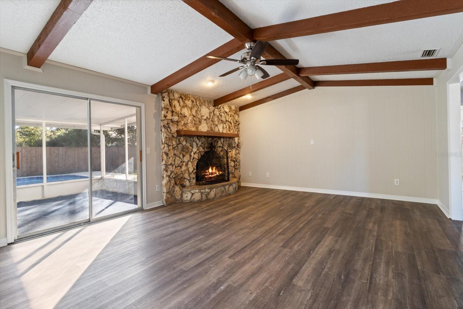 311 SE 54TH AVE