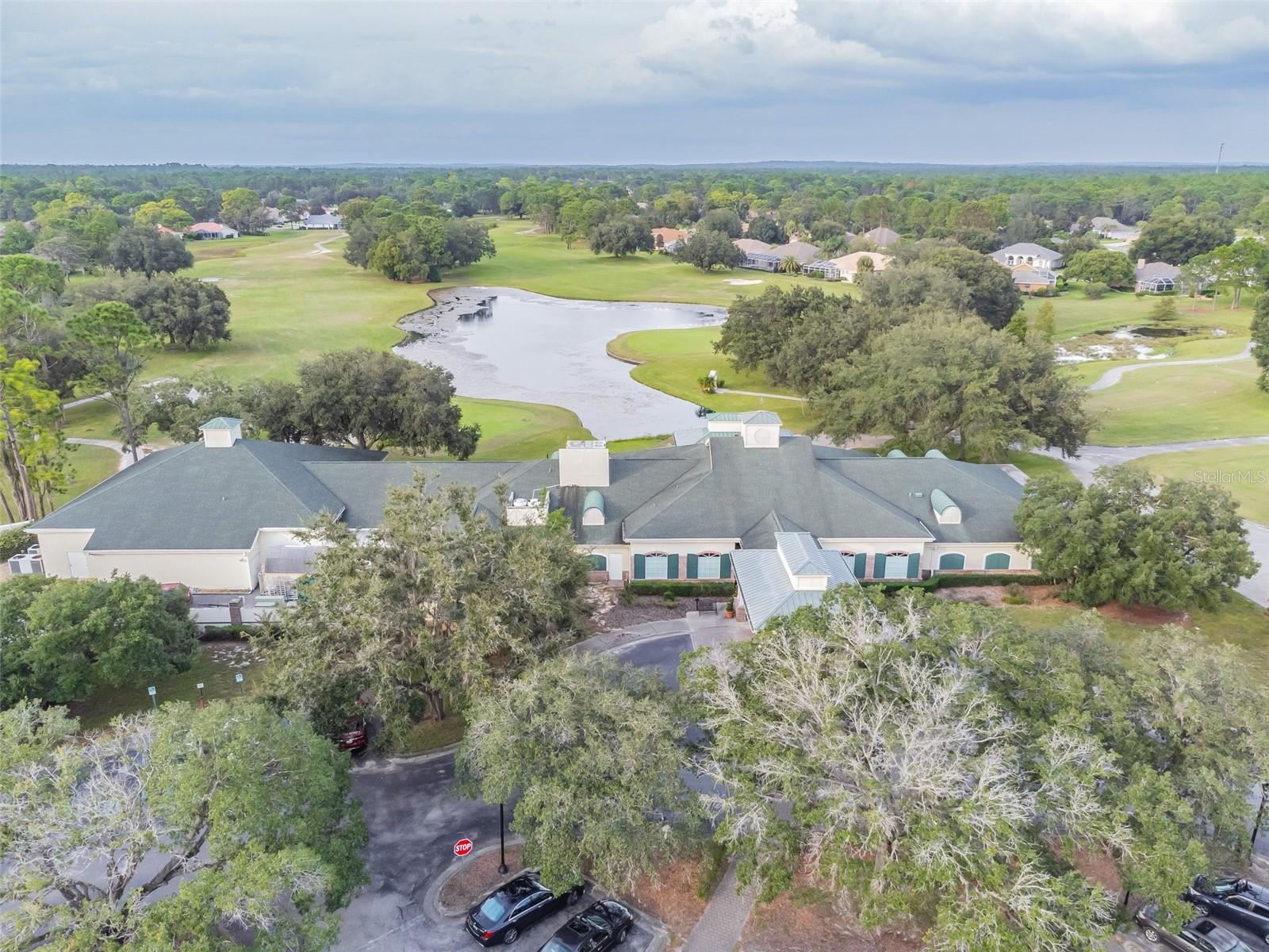 4500 GOLF CLUB LN
