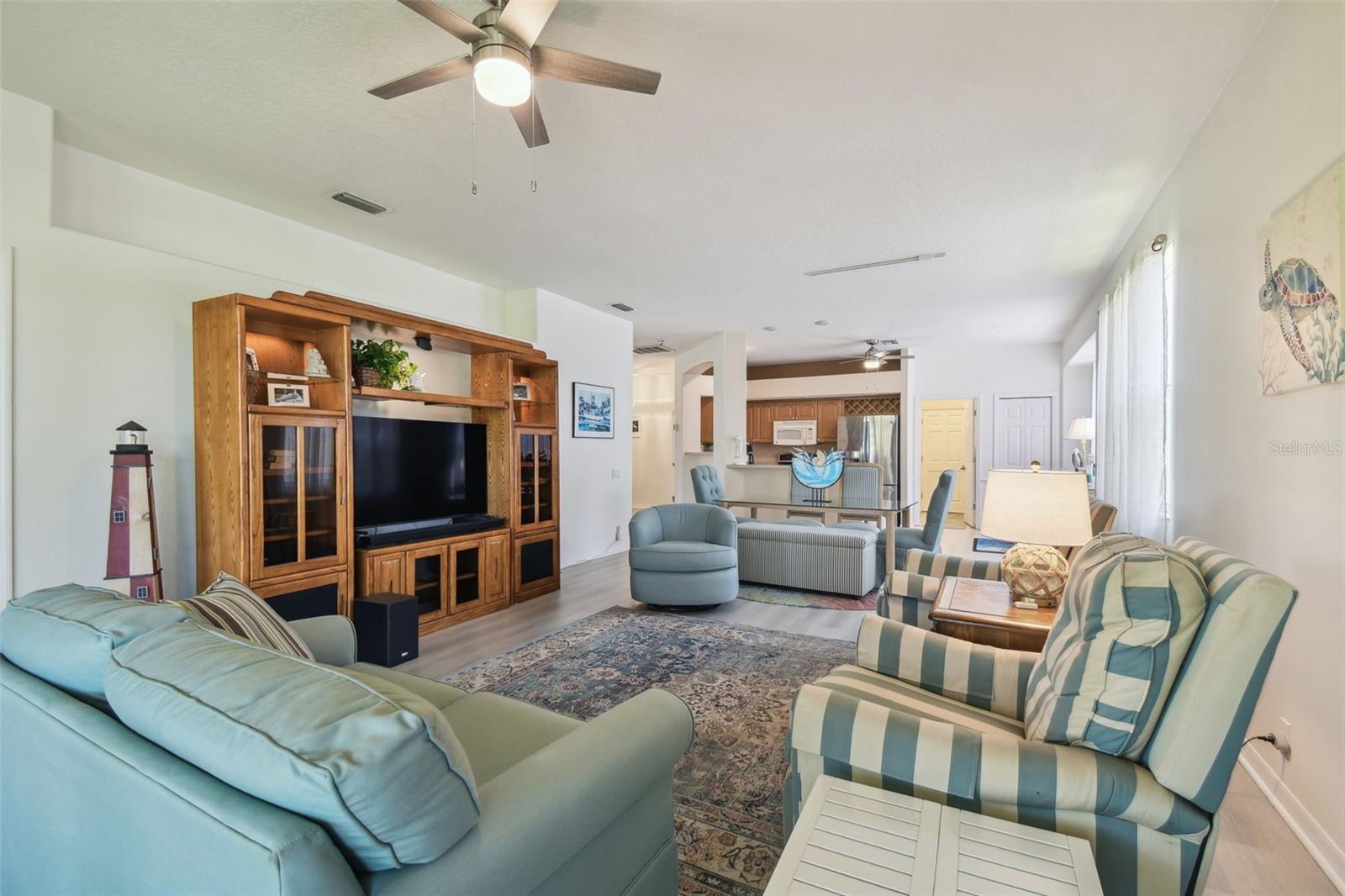 4500 GOLF CLUB LN