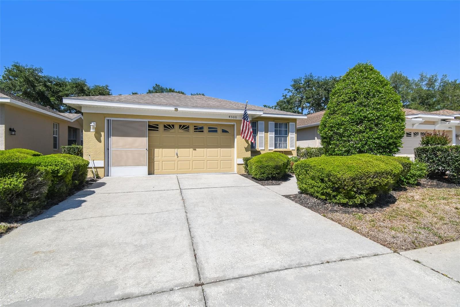 4500 GOLF CLUB LN