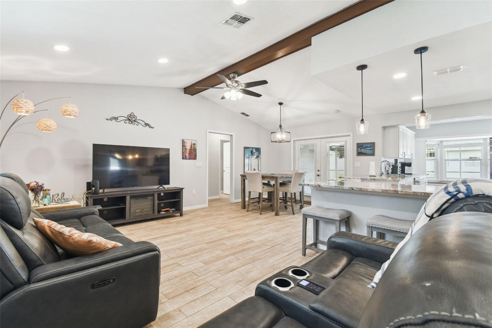 11280 SEDGEFIELD AVE