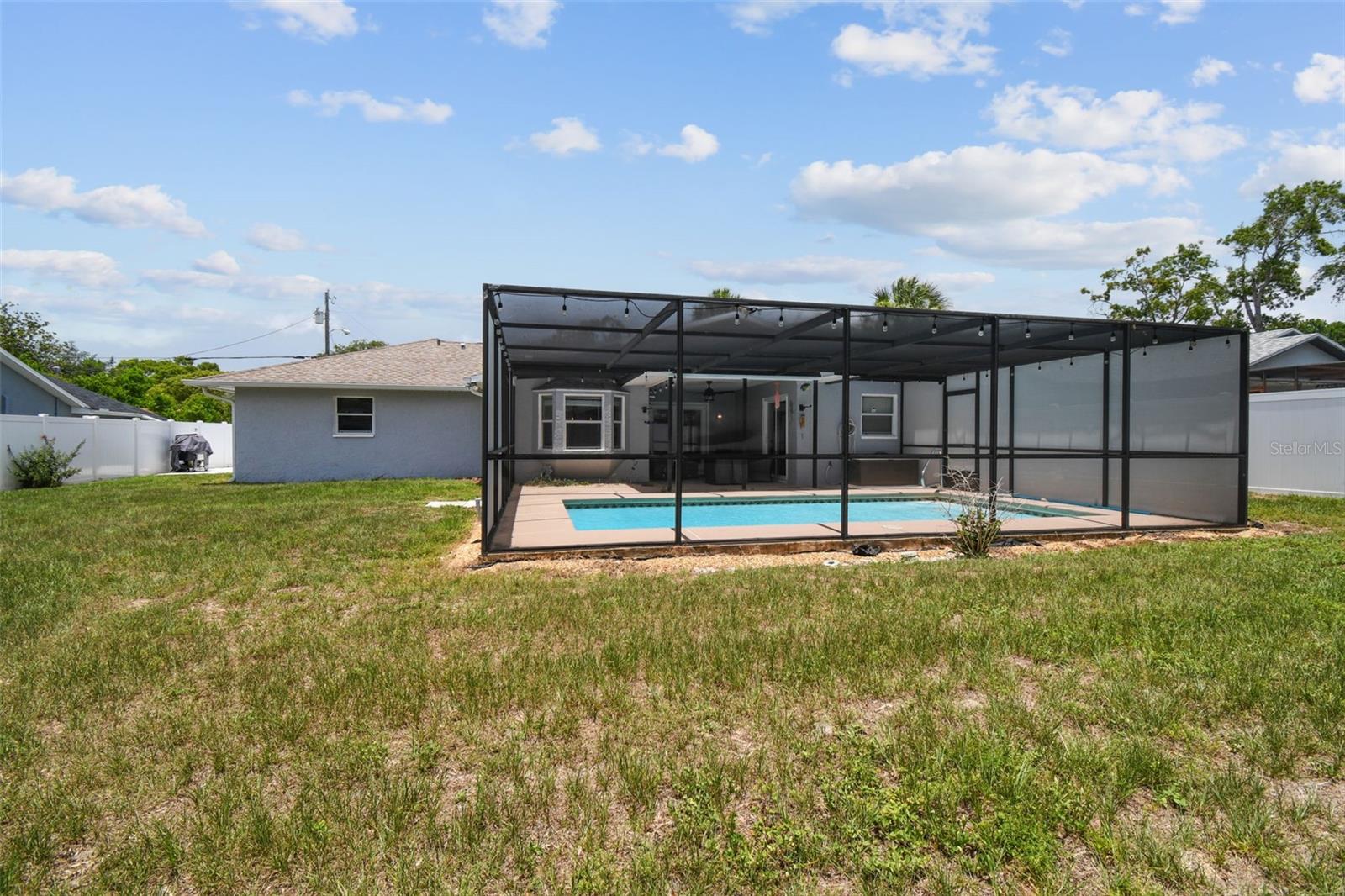 11280 SEDGEFIELD AVE