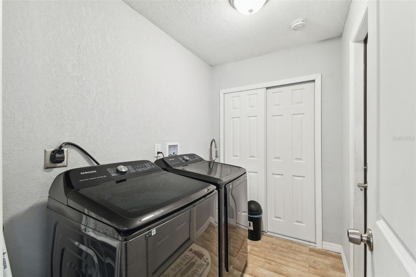 11280 SEDGEFIELD AVE