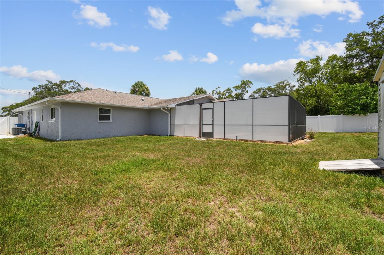 11280 SEDGEFIELD AVE