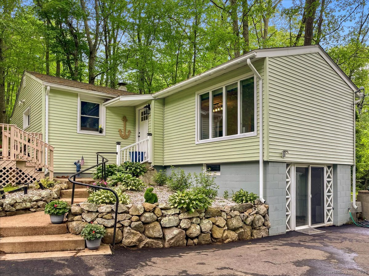 73 North Road