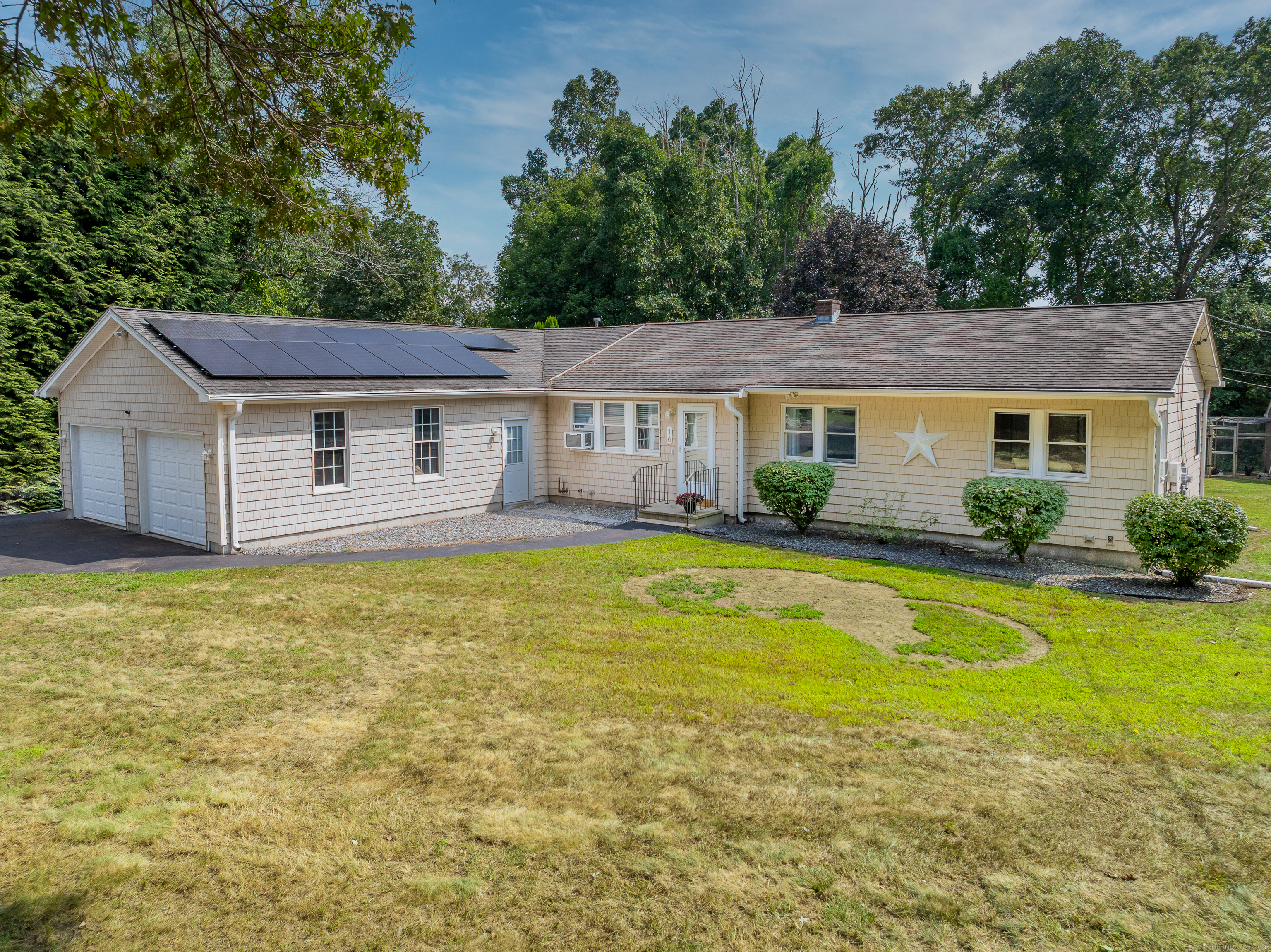 16 Gooseneck Hill Road