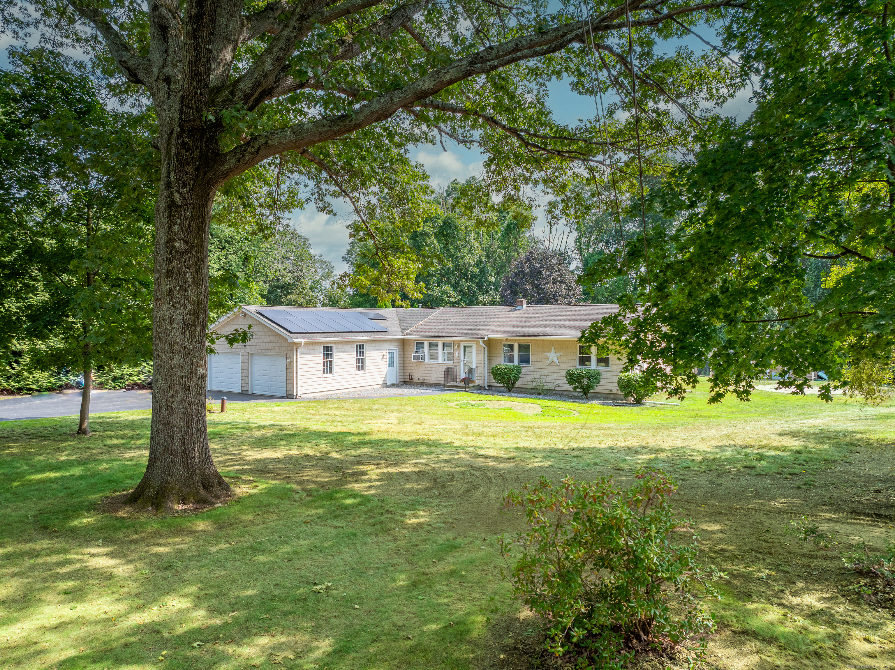 16 Gooseneck Hill Road
