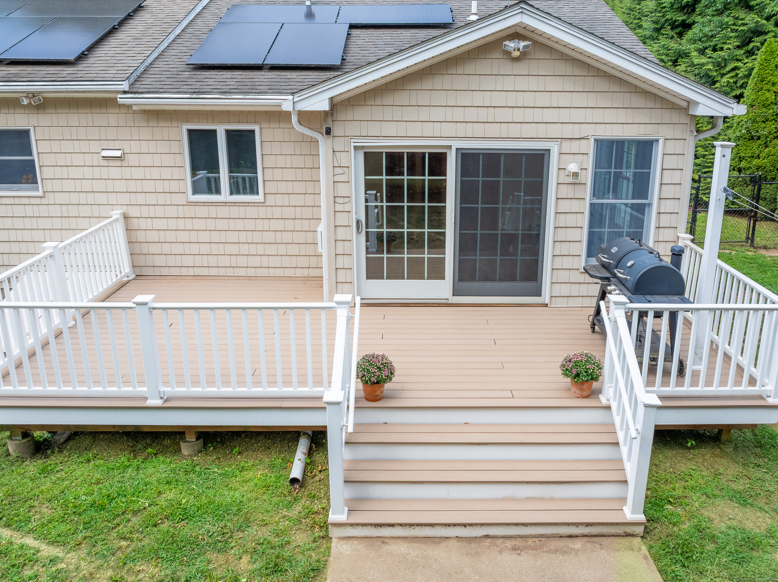 16 Gooseneck Hill Road