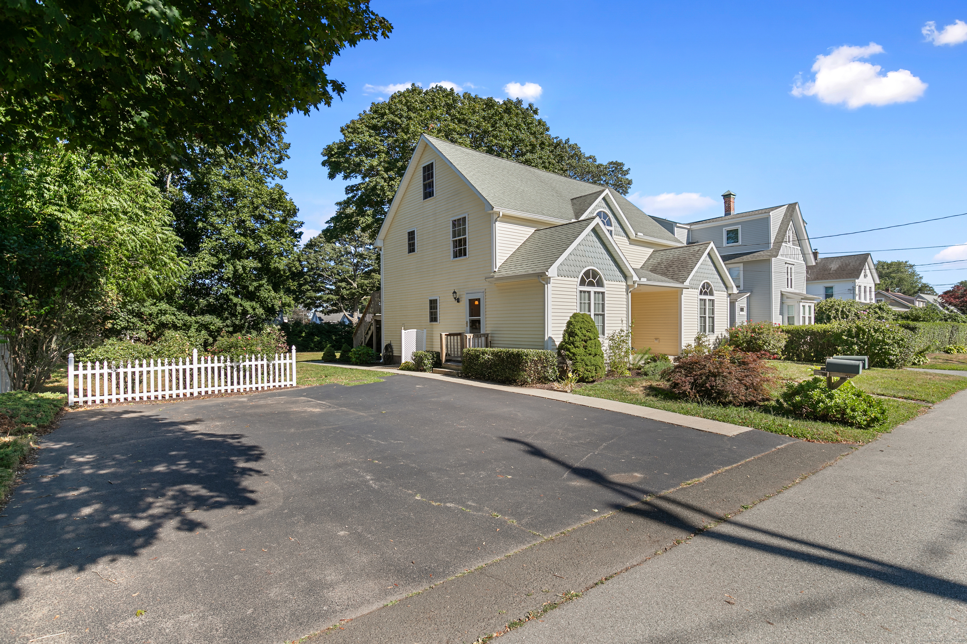 35 York Avenue