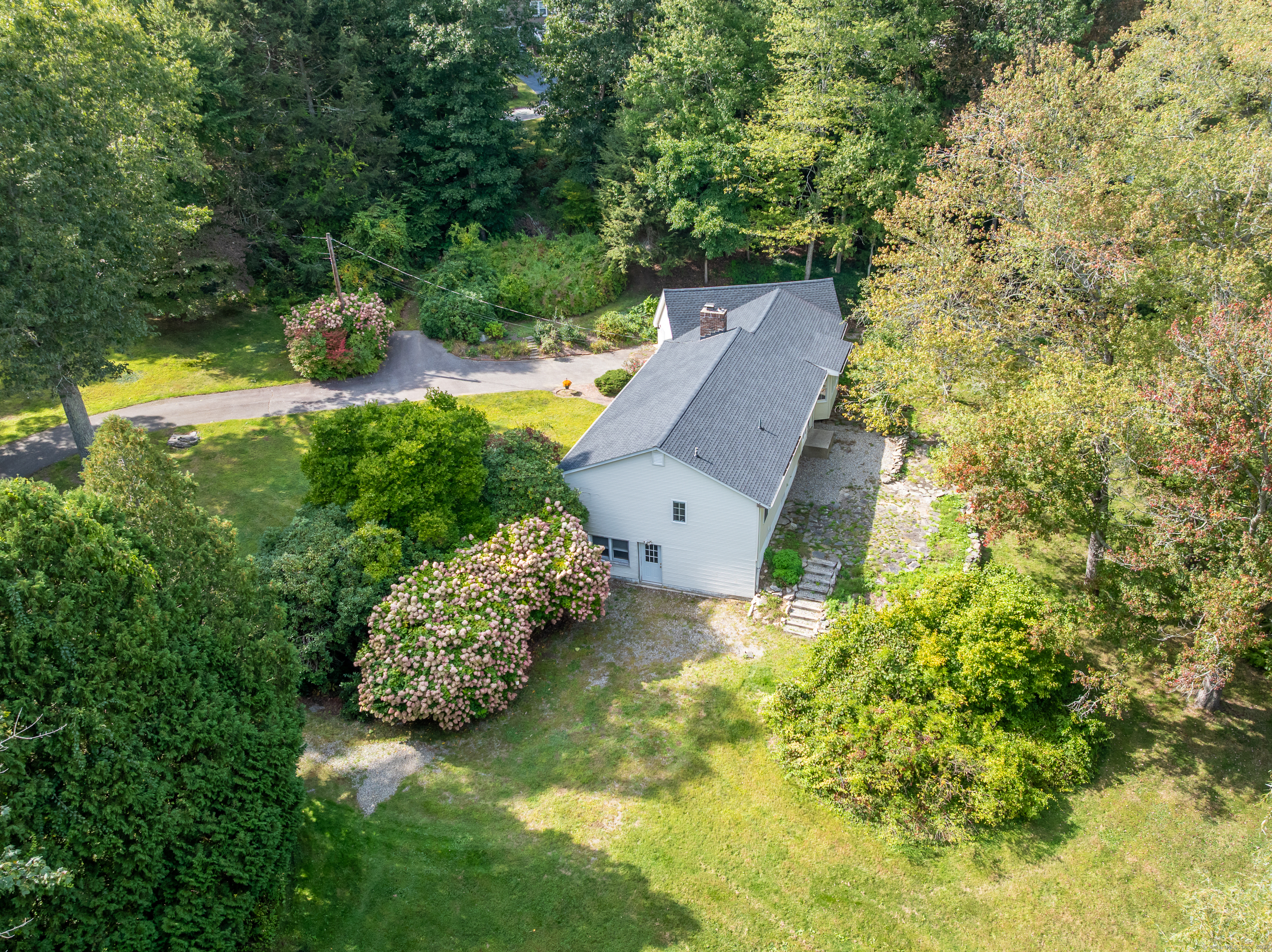 16 Kanahan Road