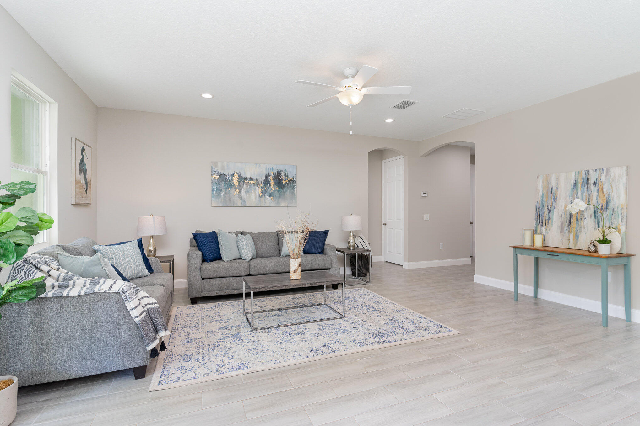 938 Sareta Street SE