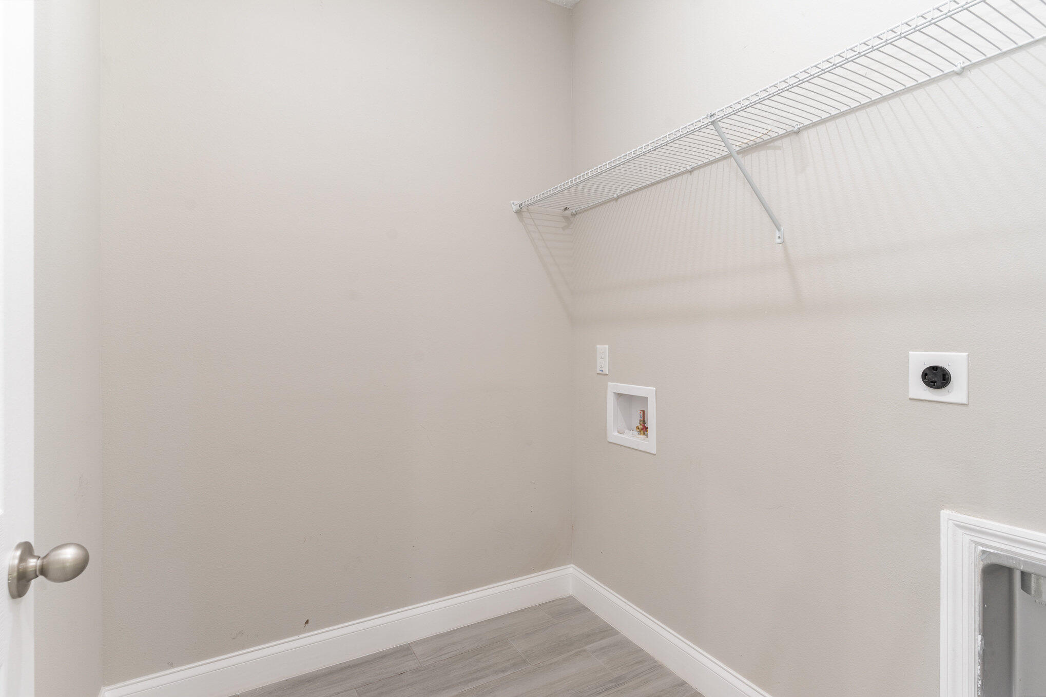 938 Sareta Street SE