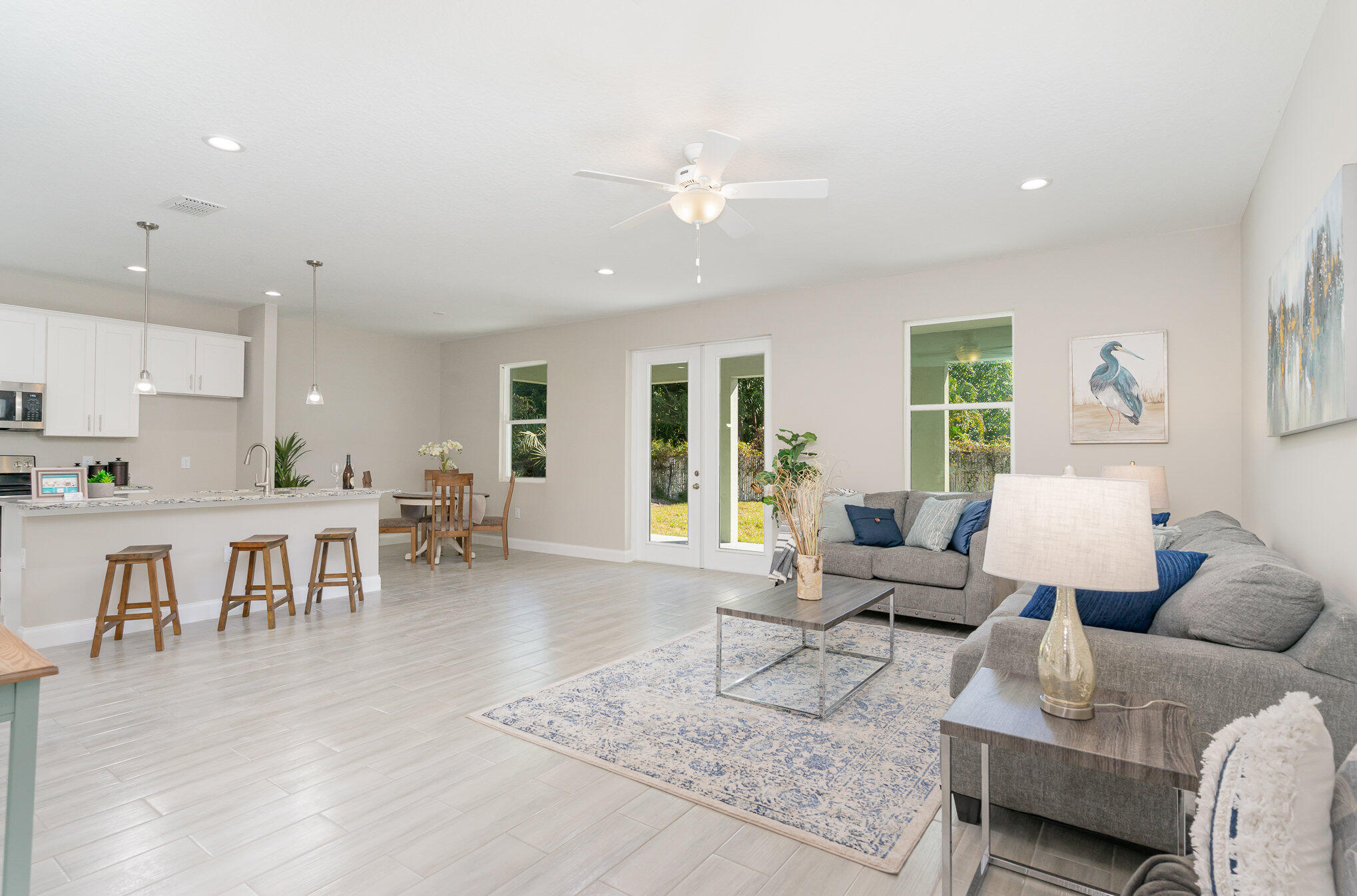 938 Sareta Street SE