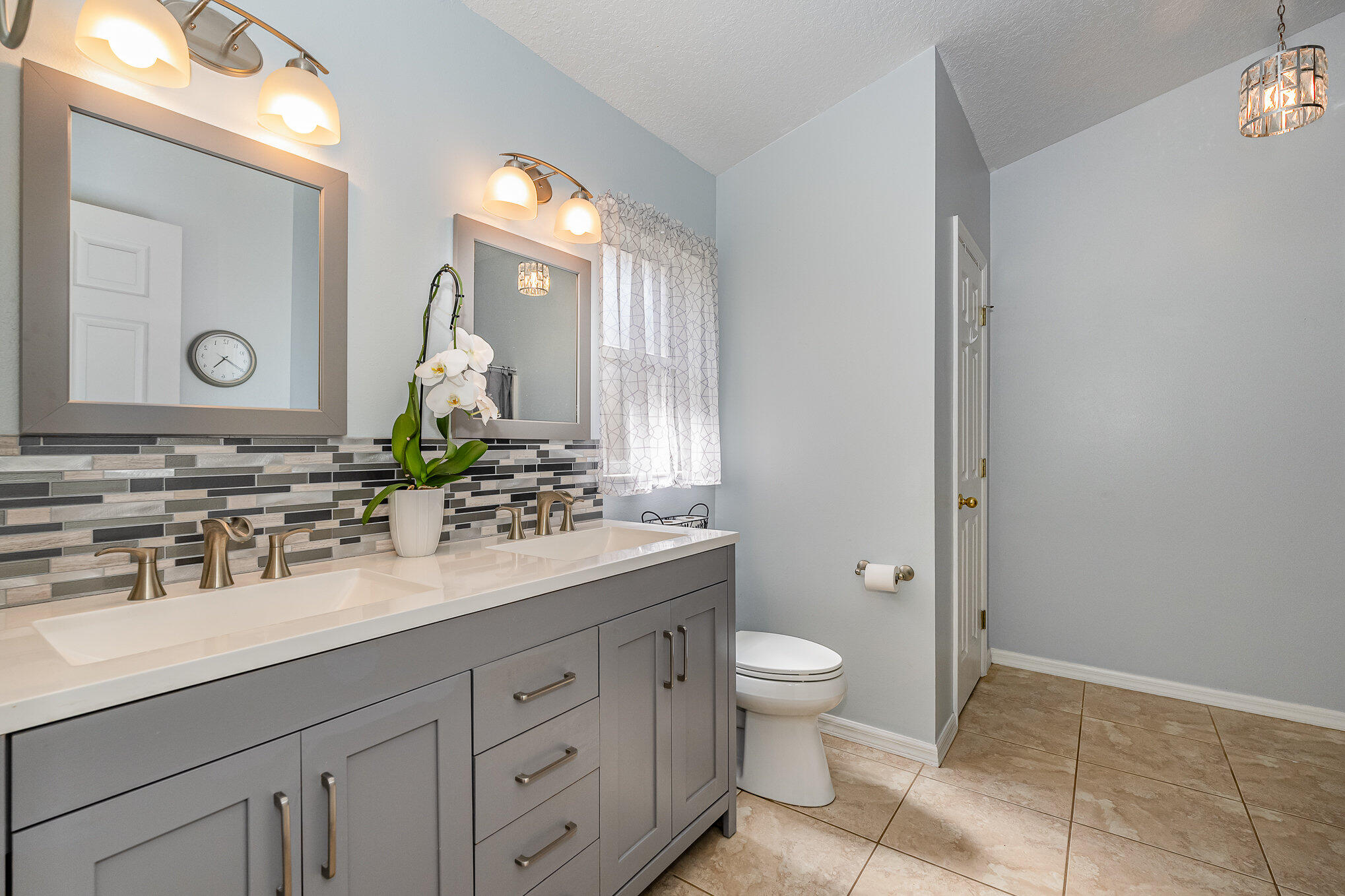 2650 Stratford Pointe Drive