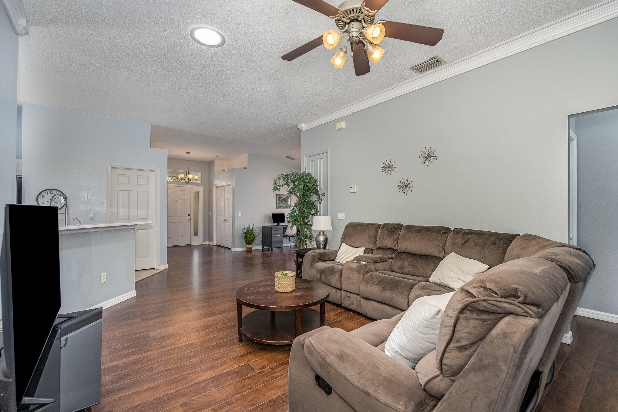 2650 Stratford Pointe Drive