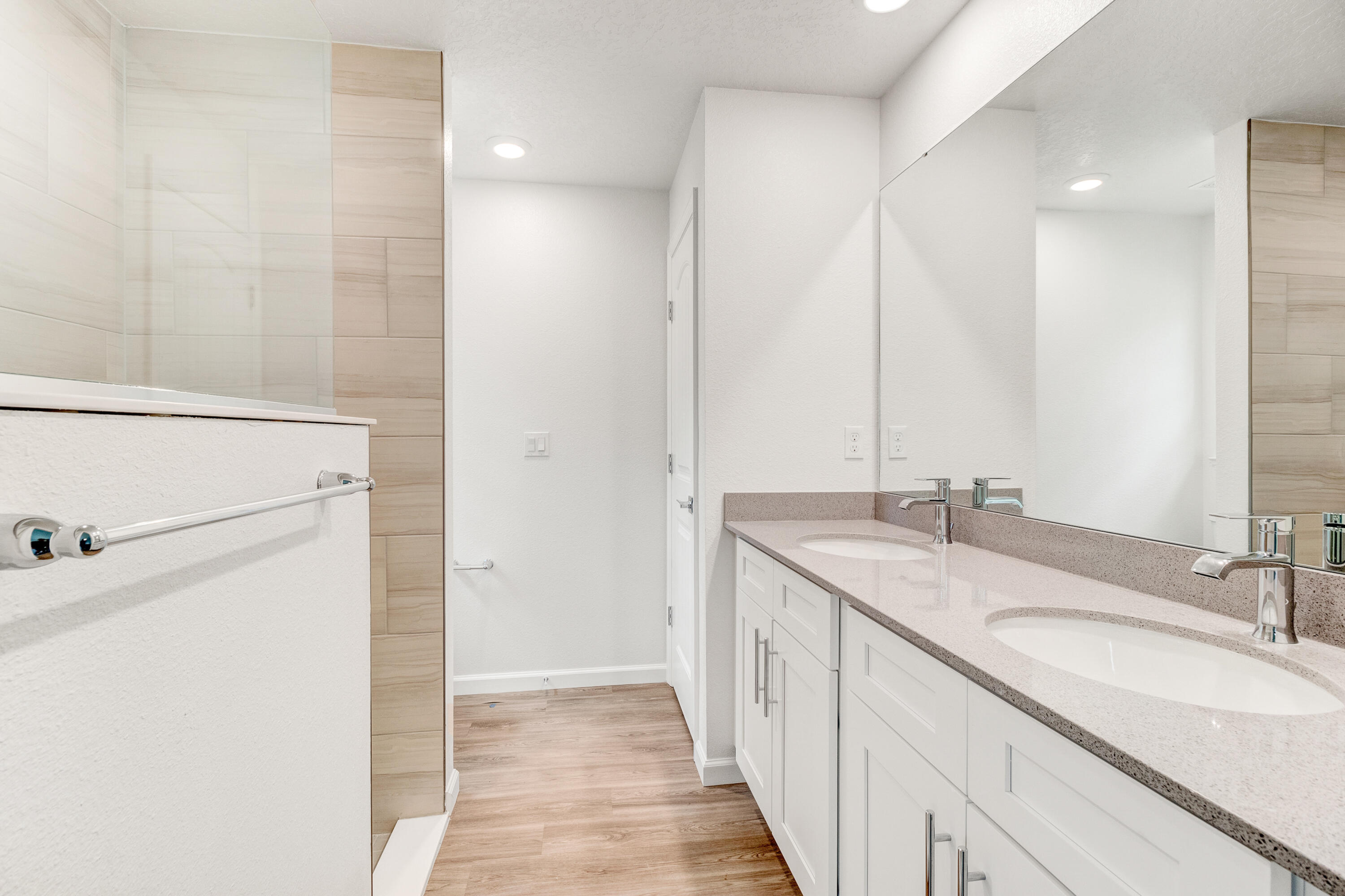 200 Esterbrook Drive NE