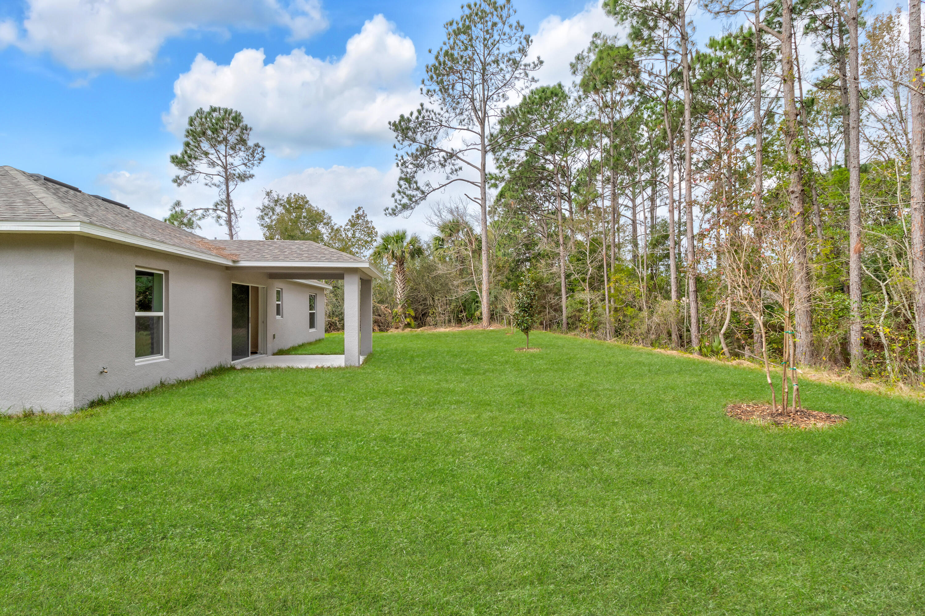 200 Esterbrook Drive NE