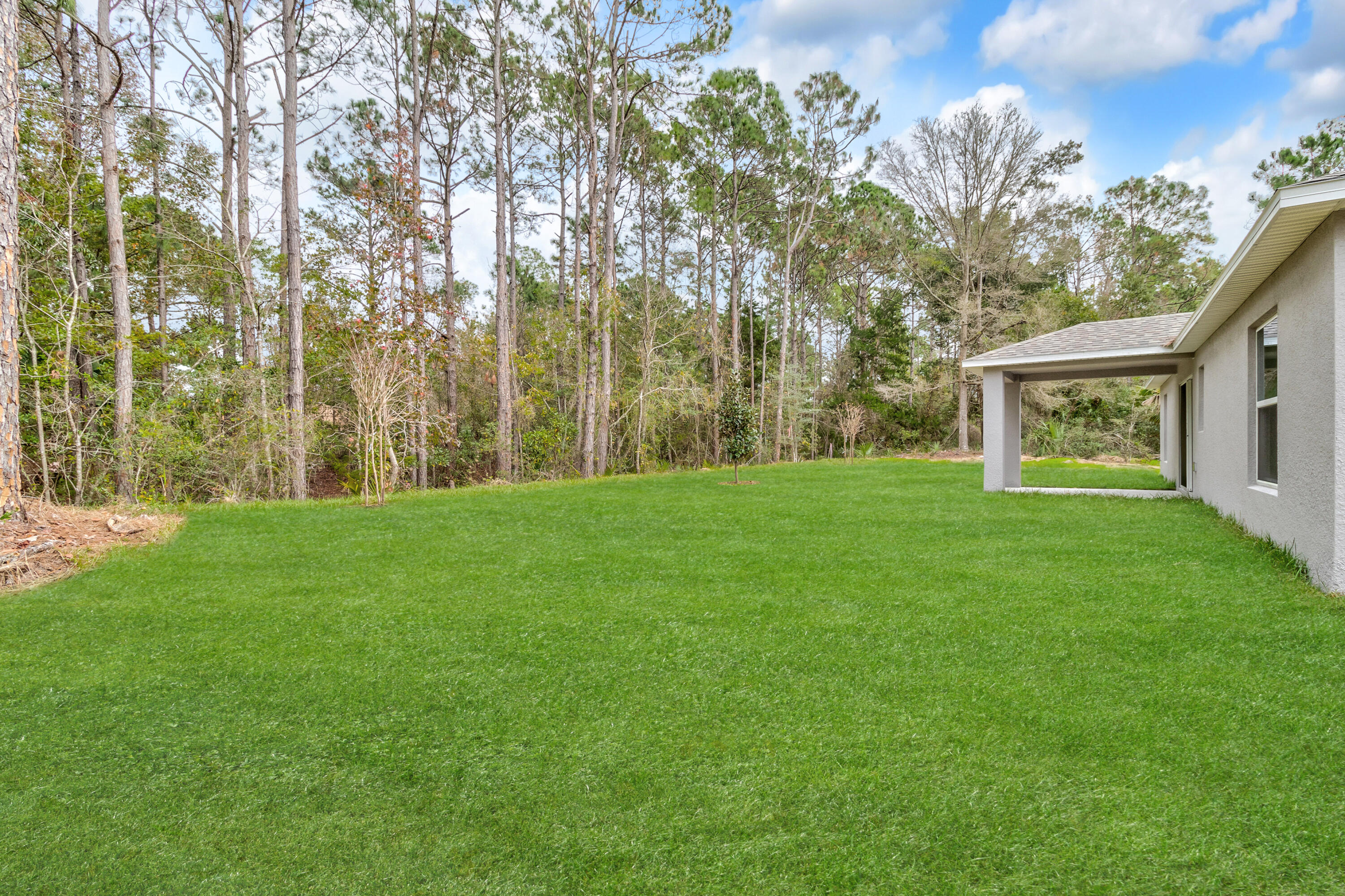 200 Esterbrook Drive NE