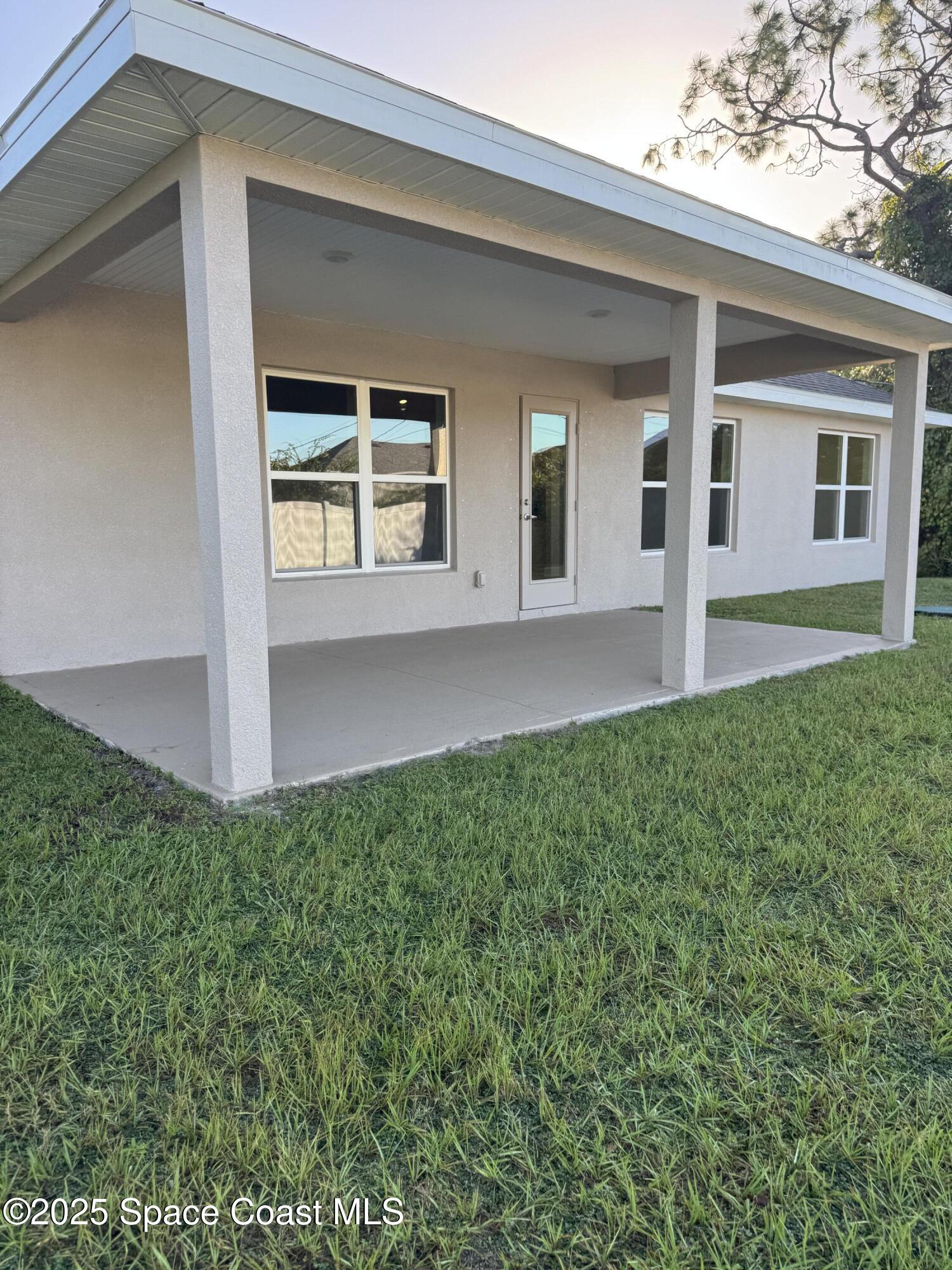 930 San Filippo Drive SE