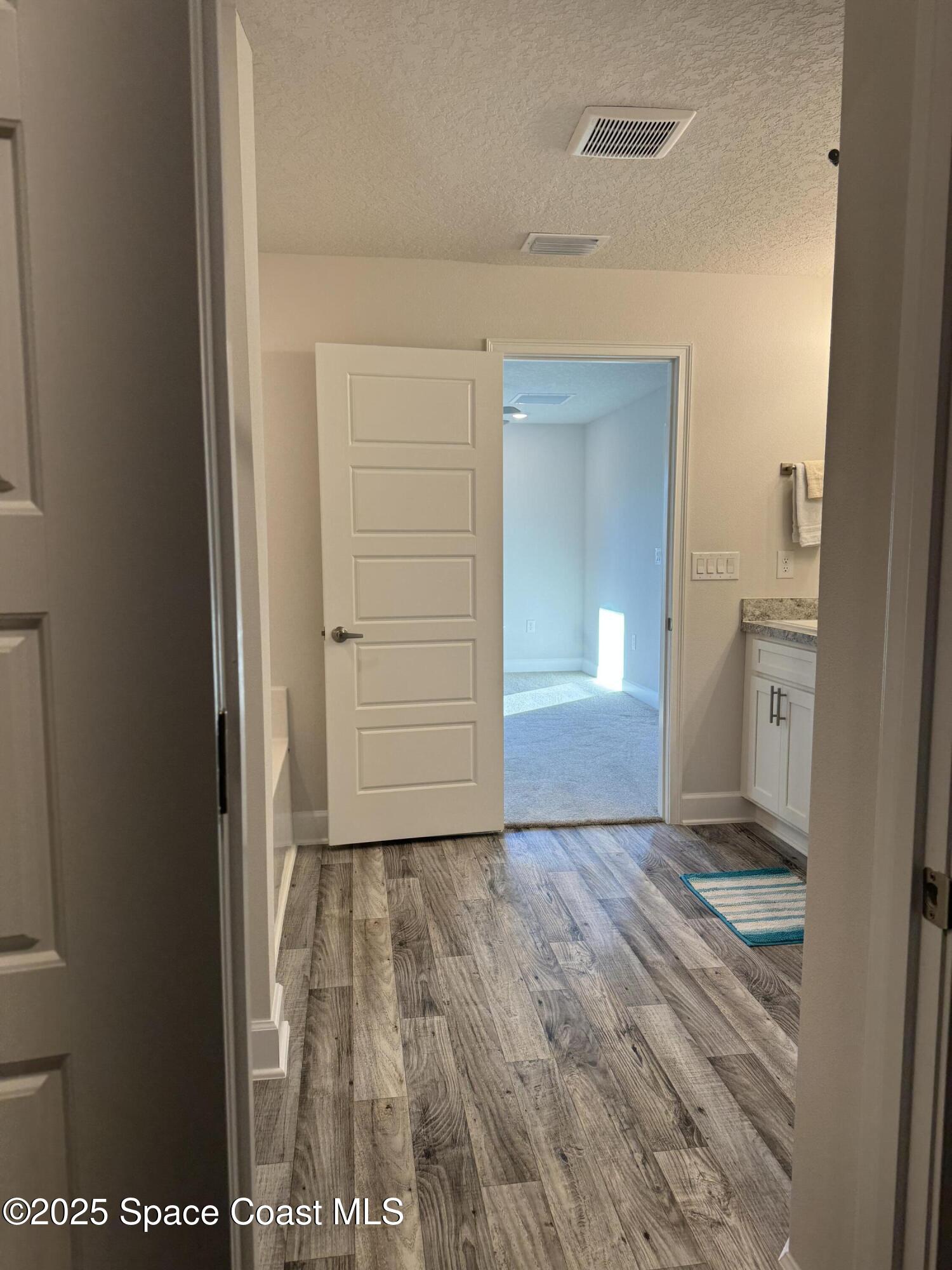 930 San Filippo Drive SE