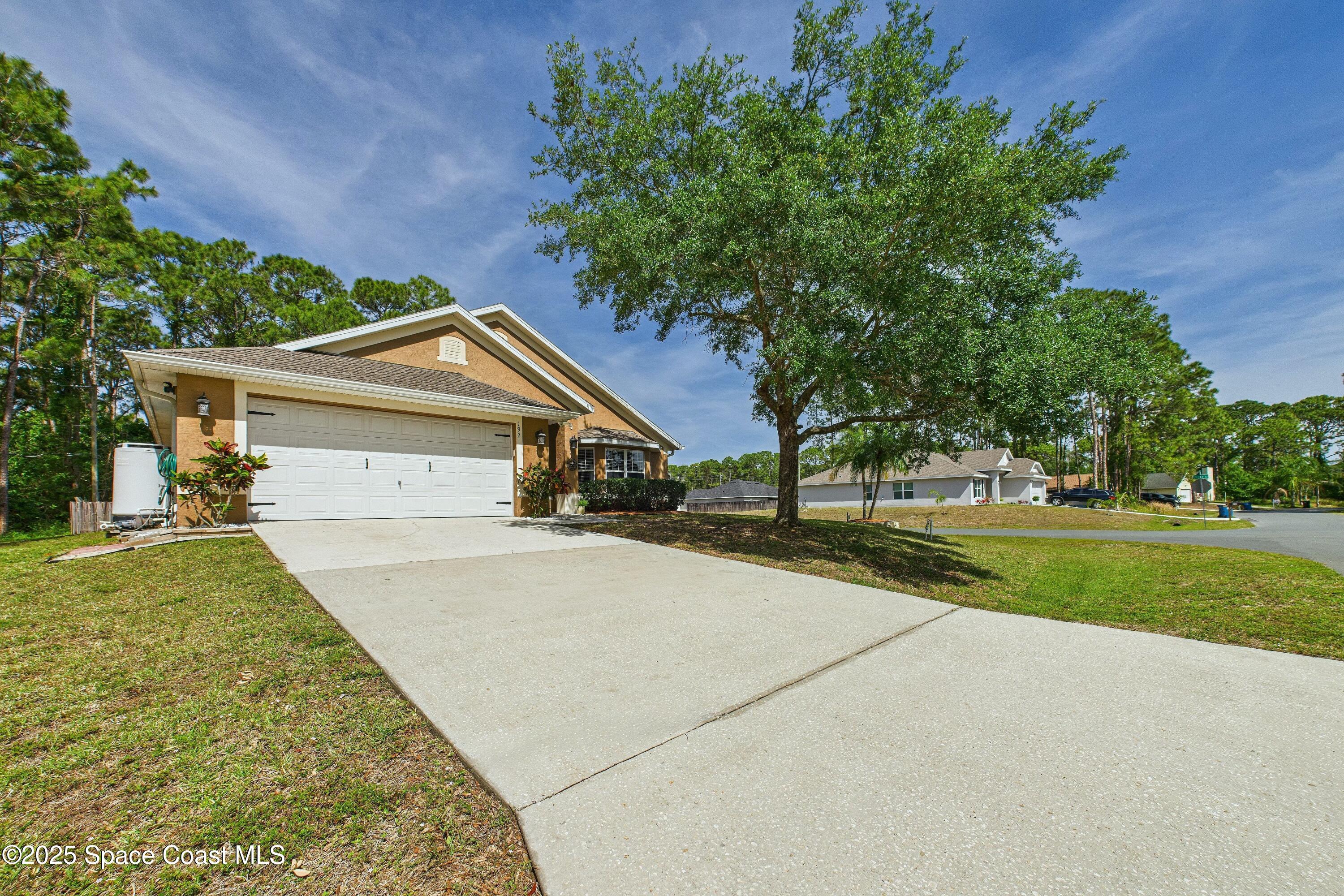 192 Dobbins Road NW