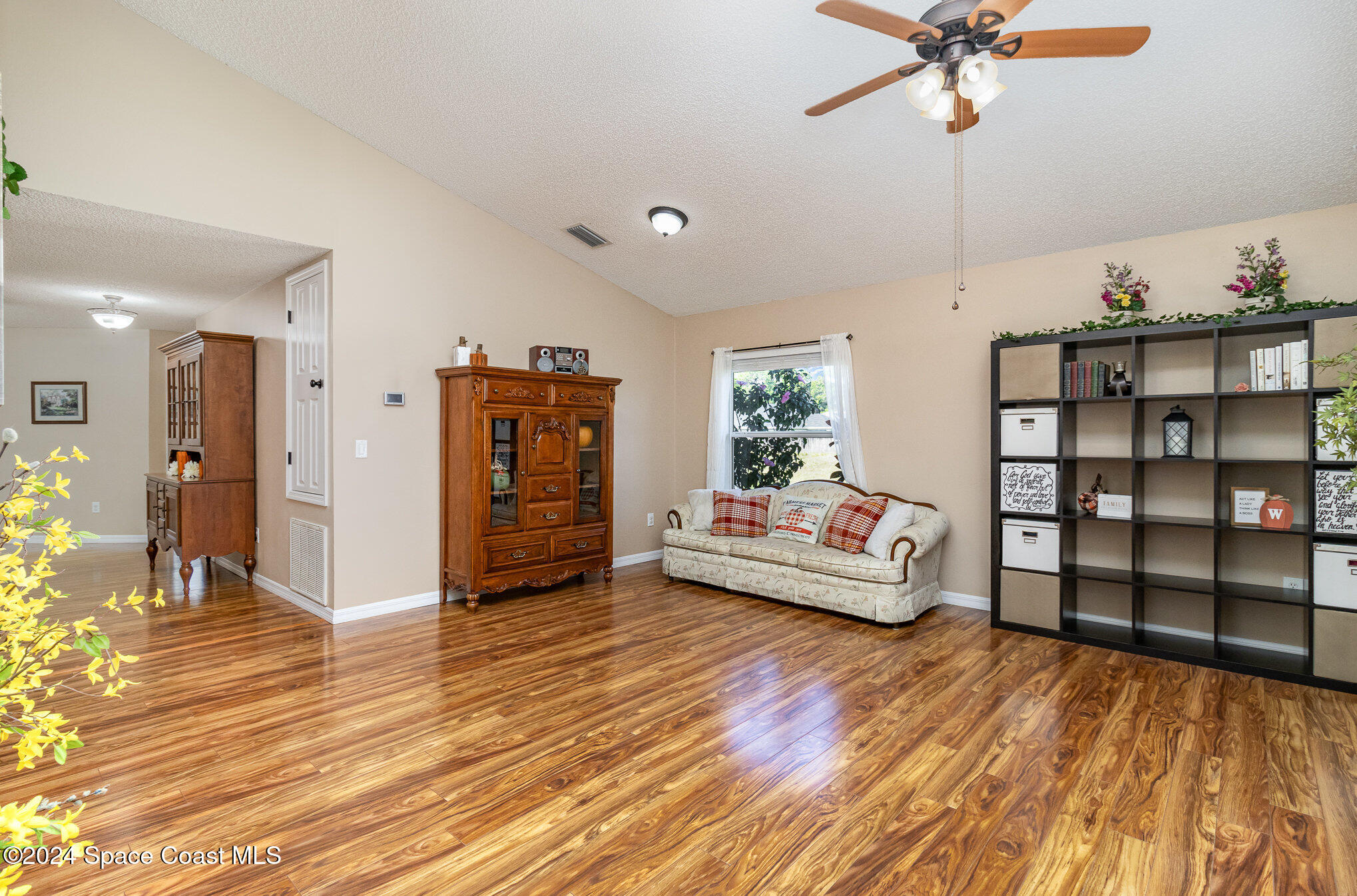 192 Dobbins Road NW