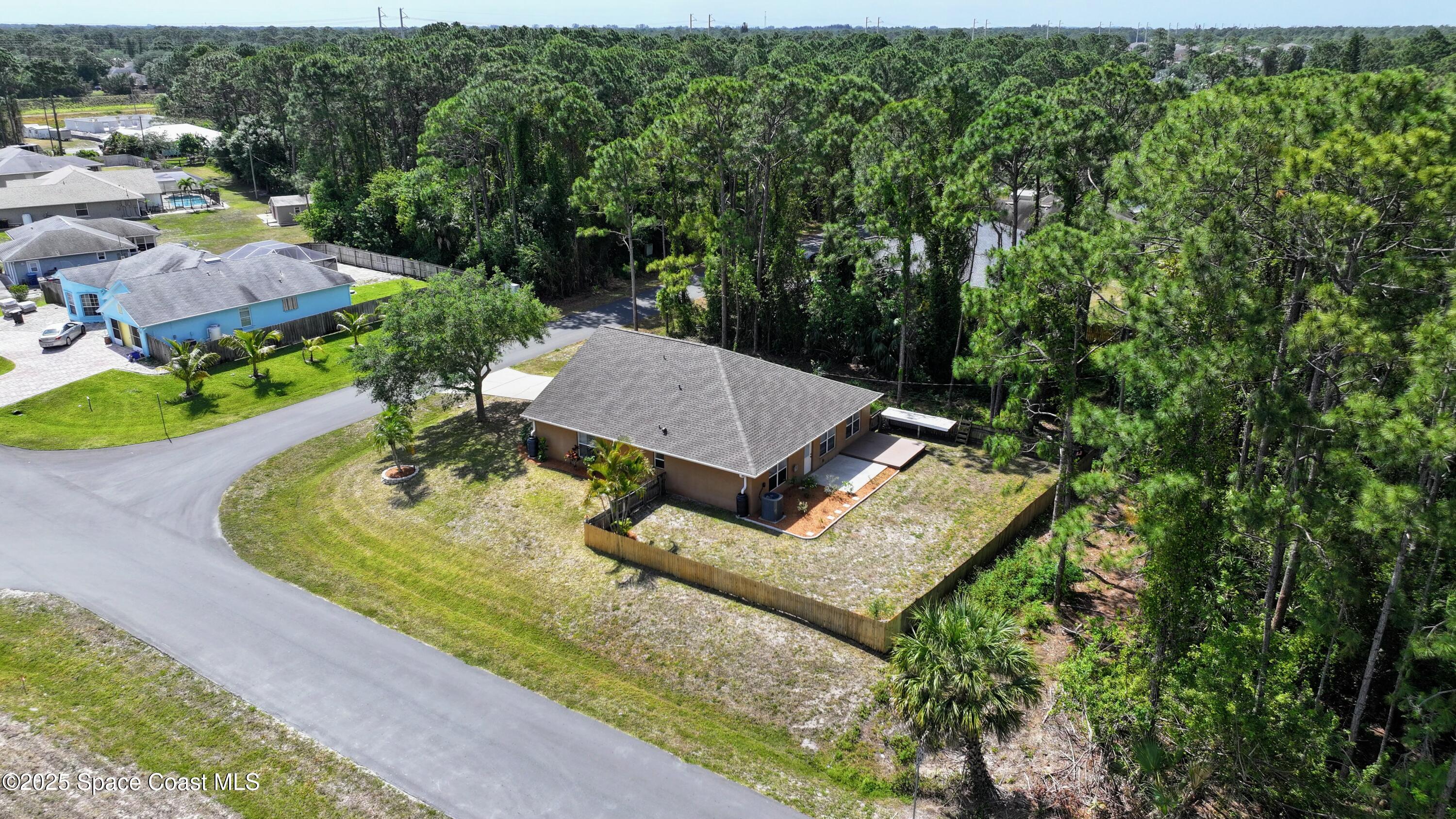 192 Dobbins Road NW