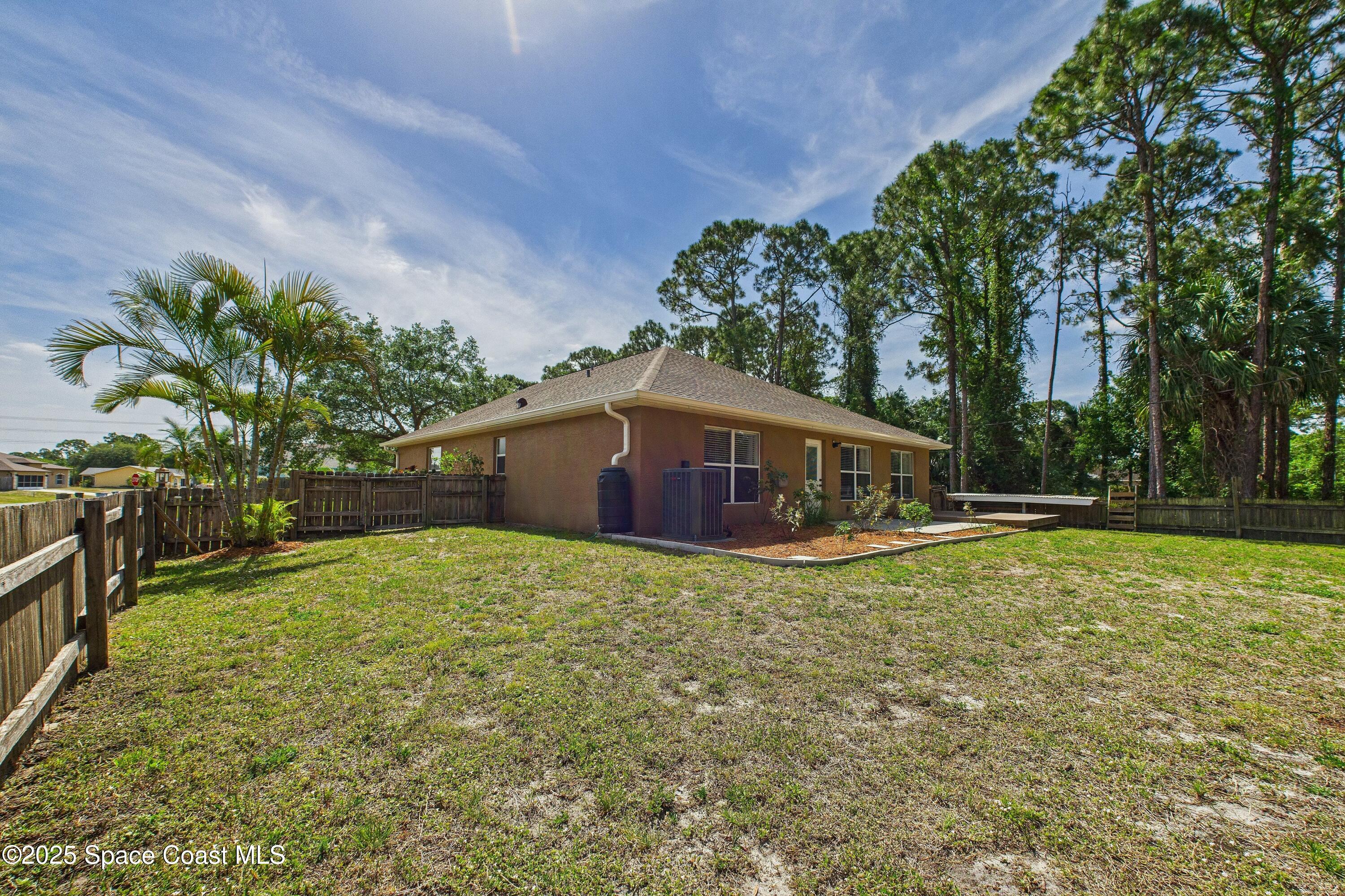 192 Dobbins Road NW