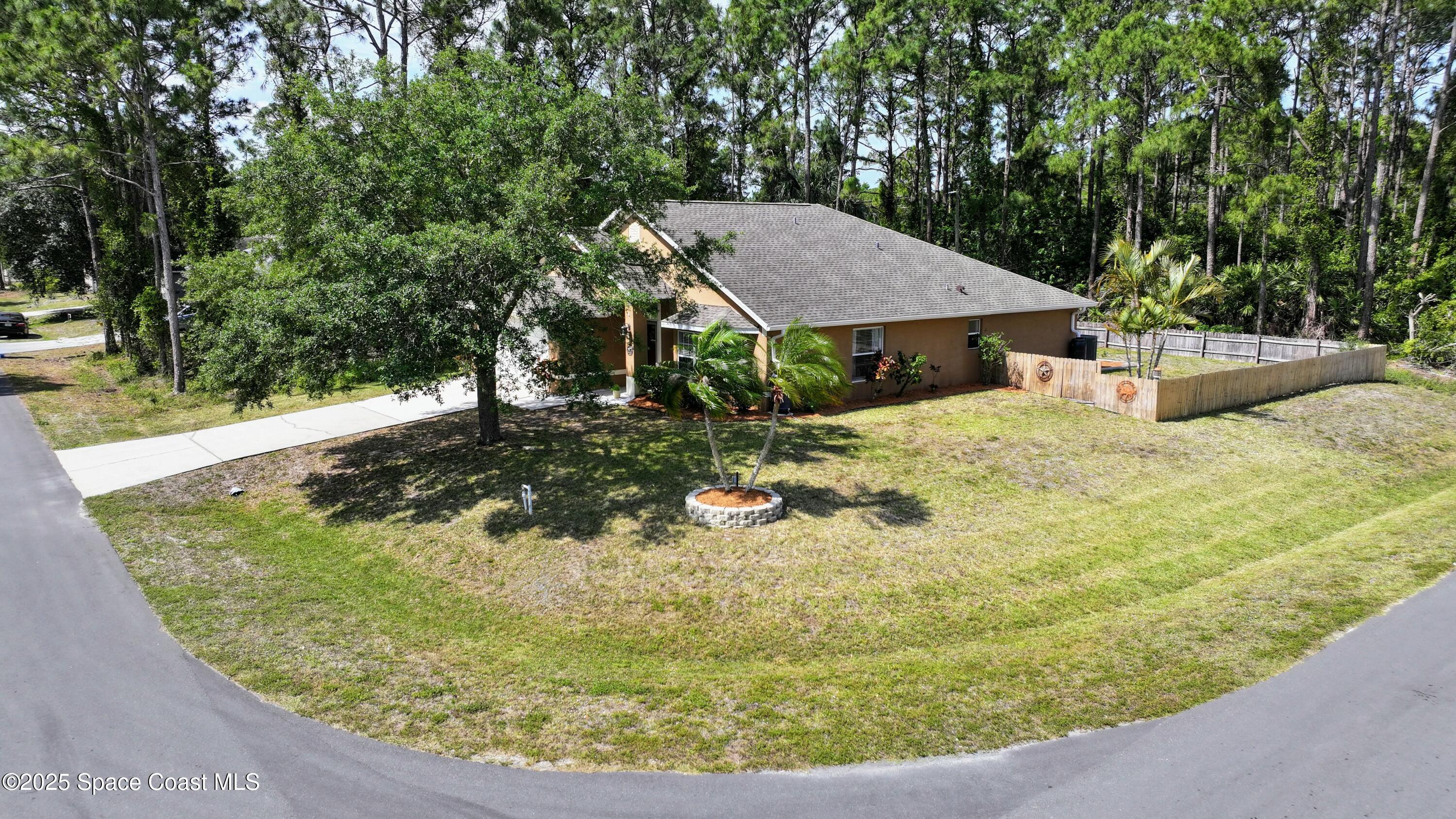 192 Dobbins Road NW