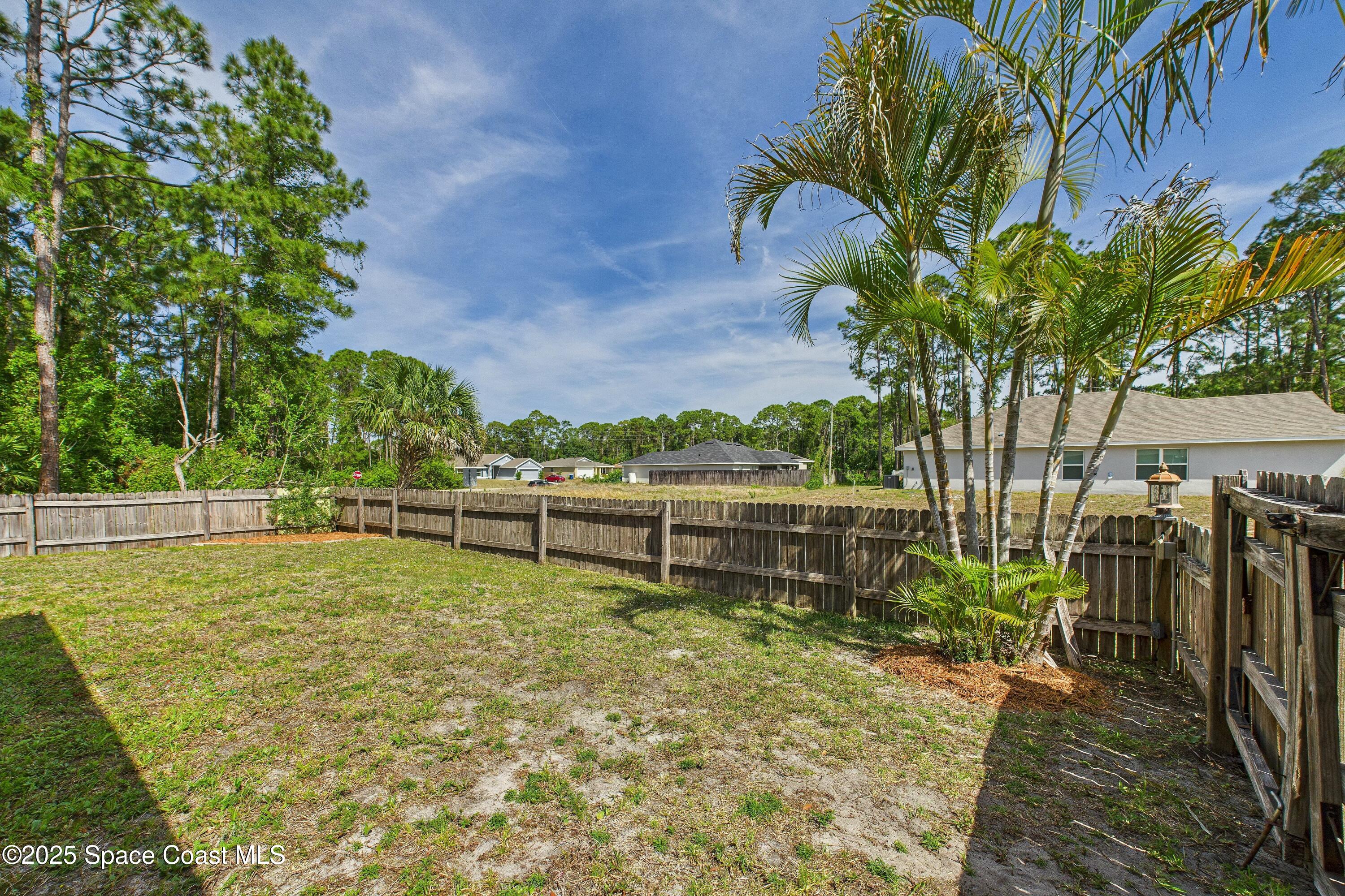 192 Dobbins Road NW