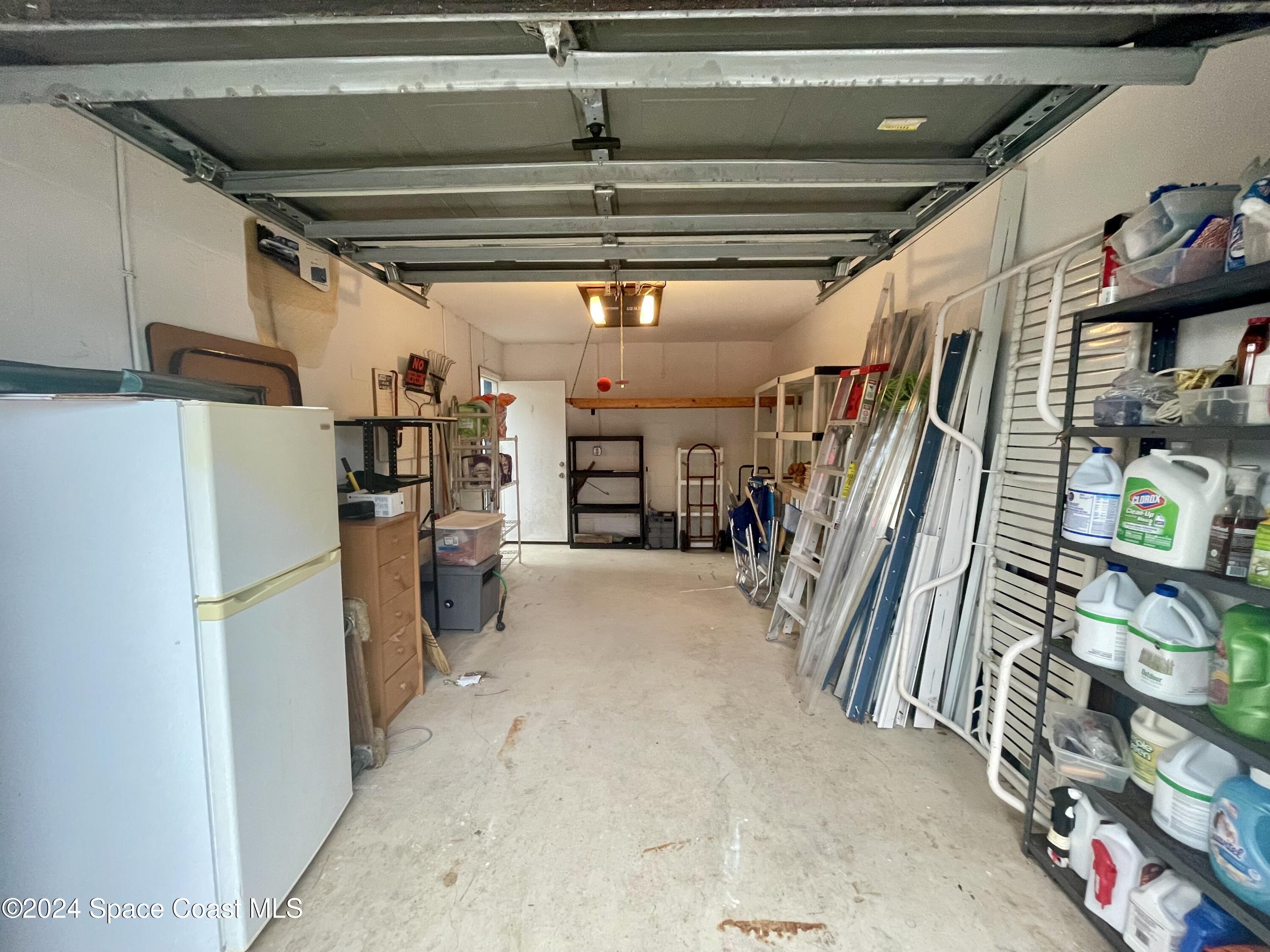 4883 Lake Waterford Way W, 7208