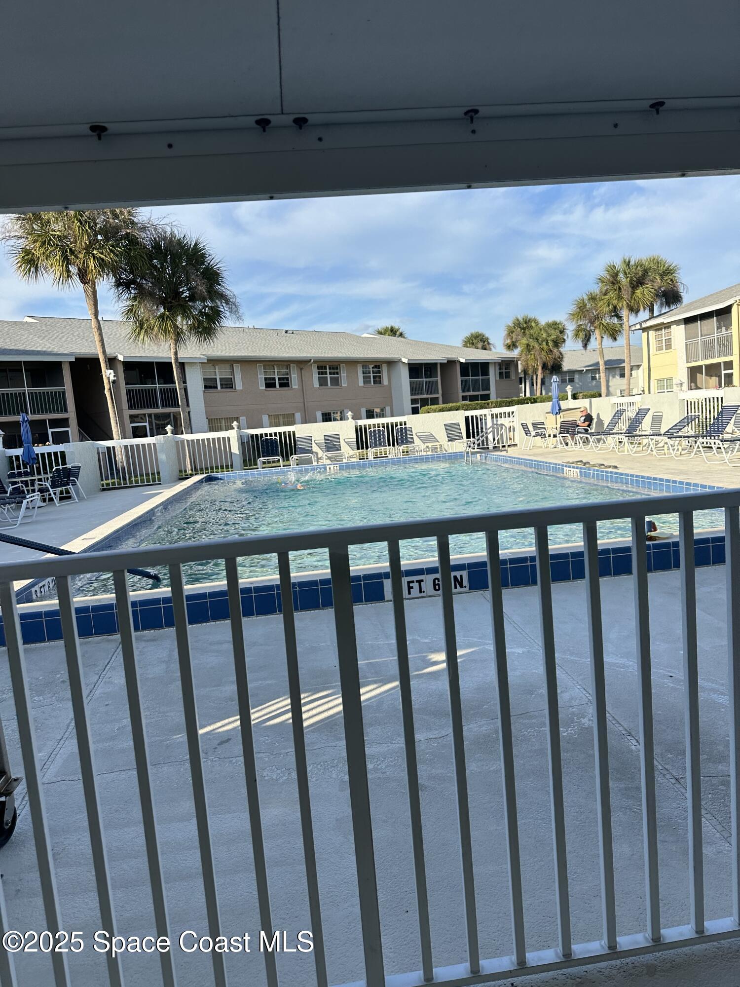 901 Sonesta Avenue NE, 204