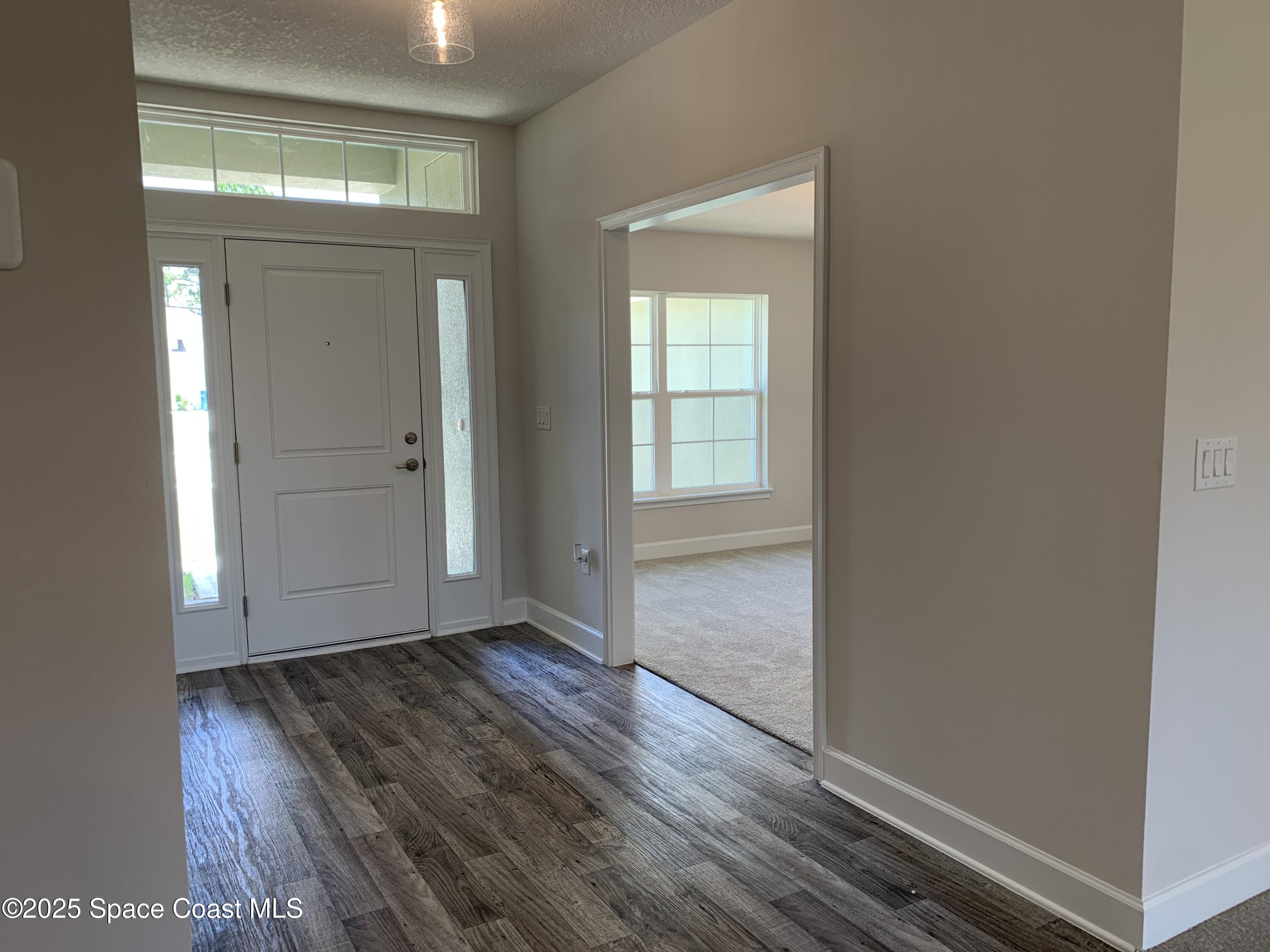 1581 San Filippo Drive SE