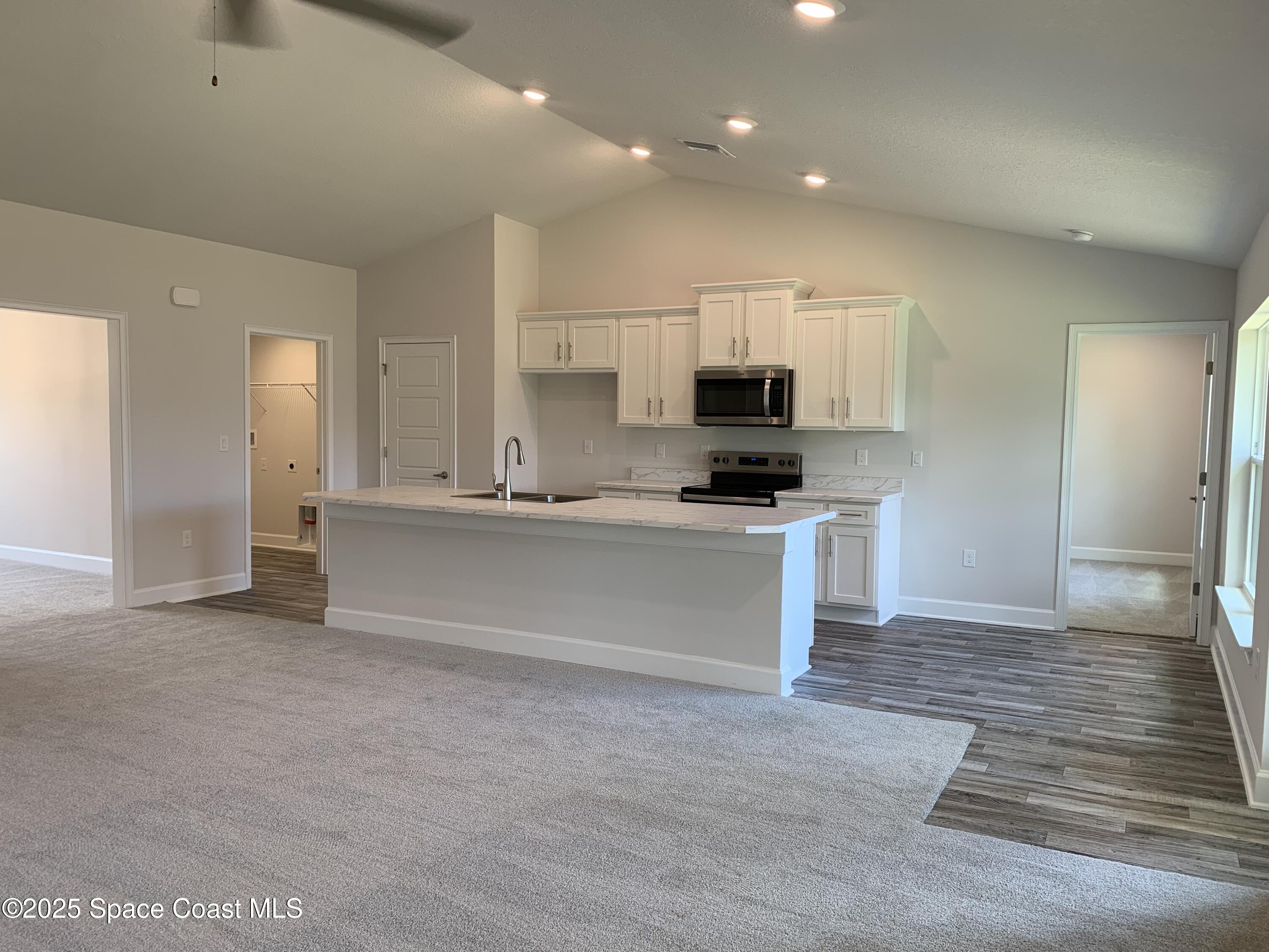 1581 San Filippo Drive SE