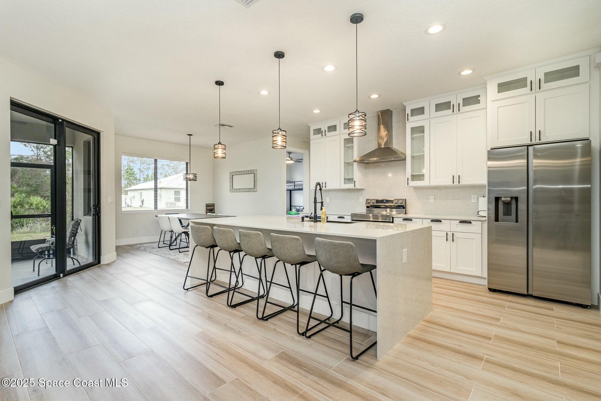 1135 Wyoming Drive SE