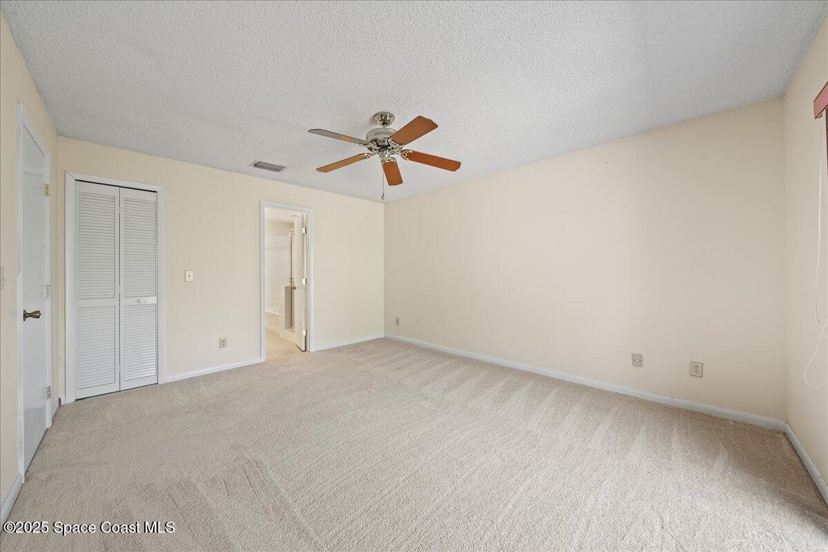 152 Donna Road NE
