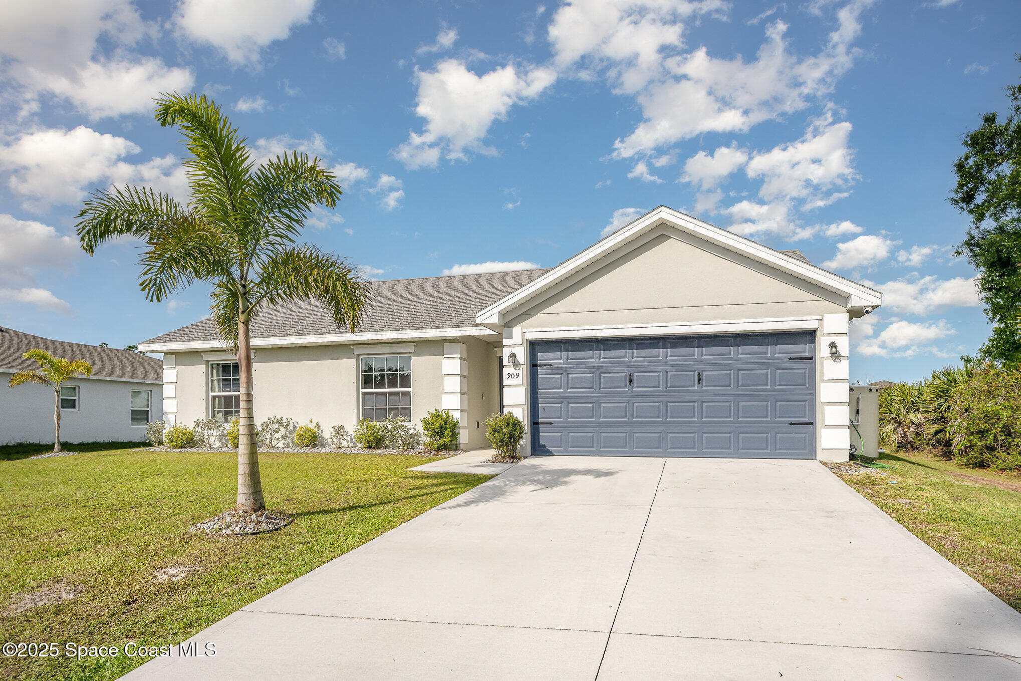 909 Sable Circle SE
