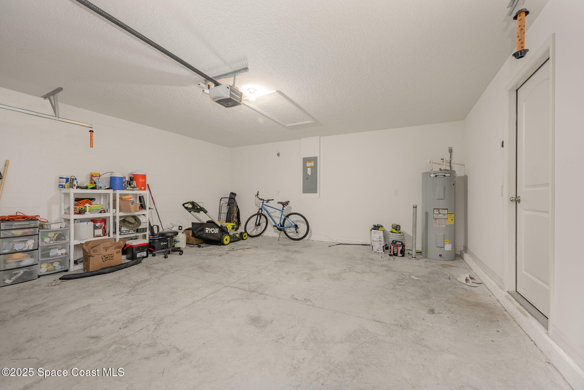 1544 Summit Road SE