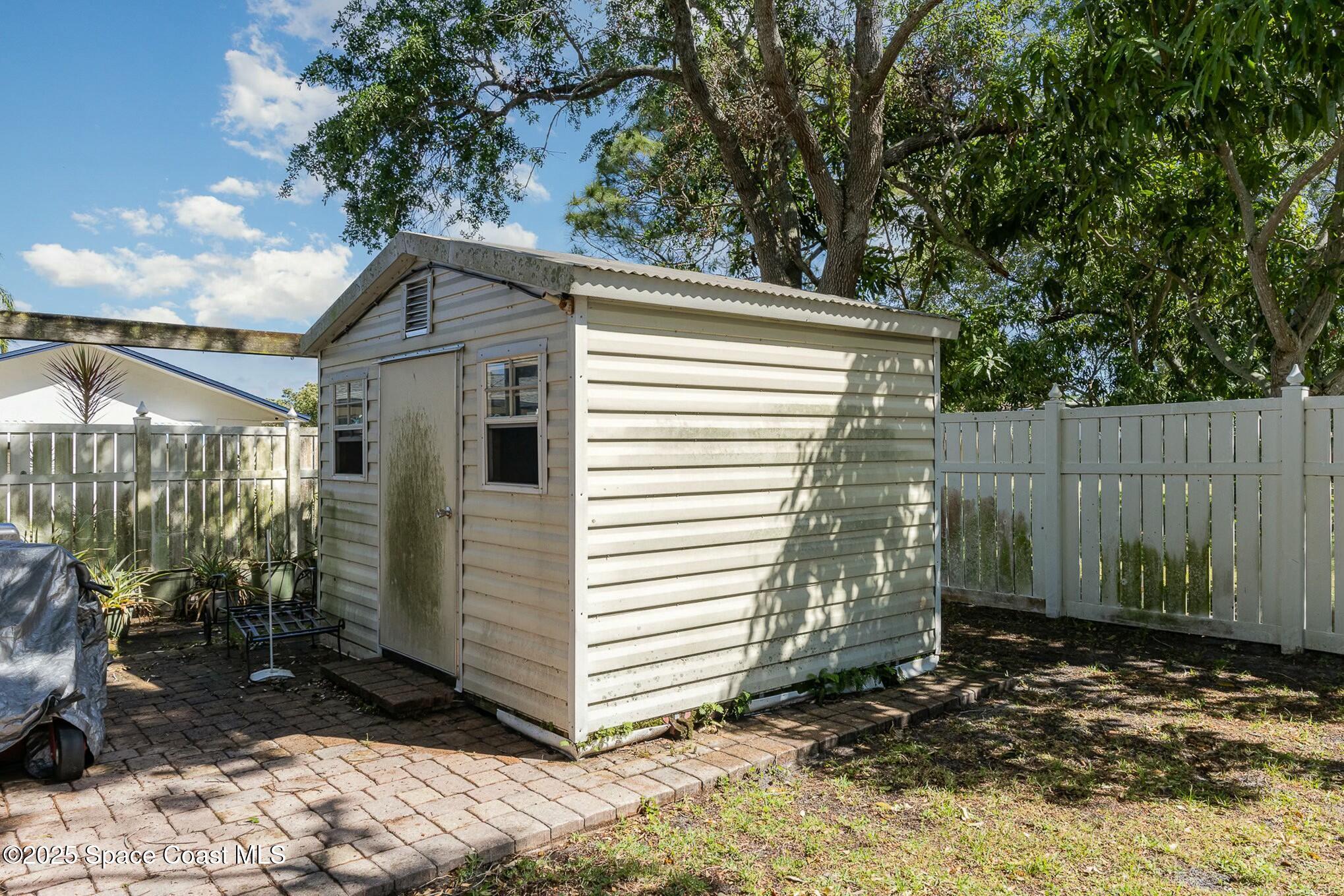 1351 Cherry Hills Road NE