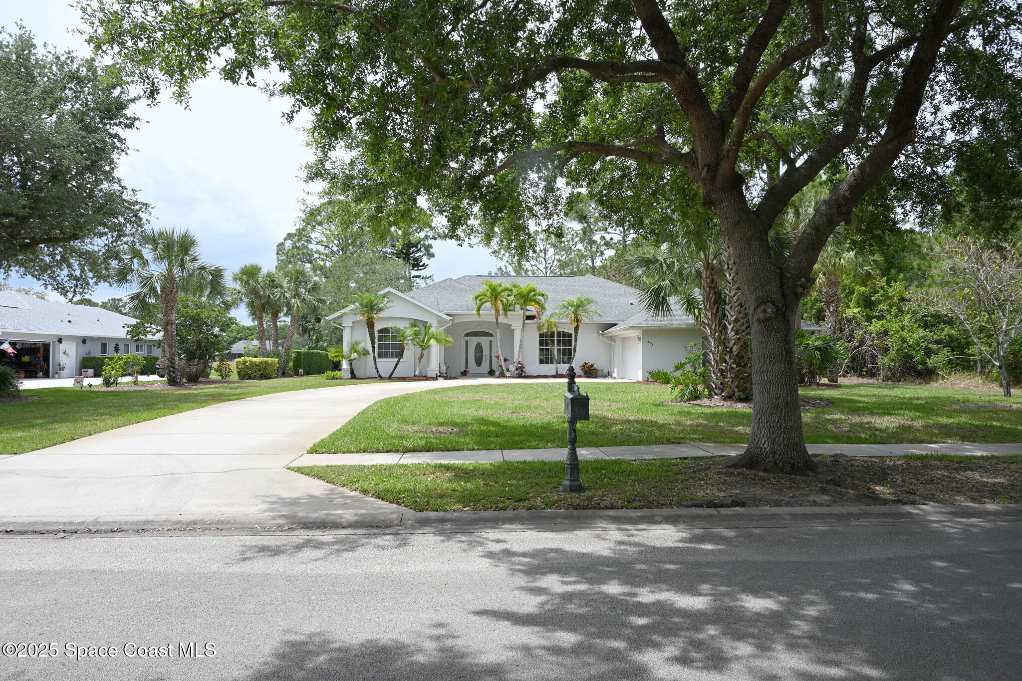 321 Brightwater Drive SE