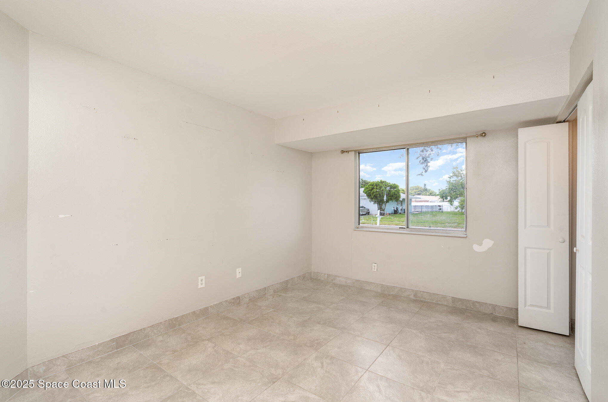 991 Gatewood Court NE