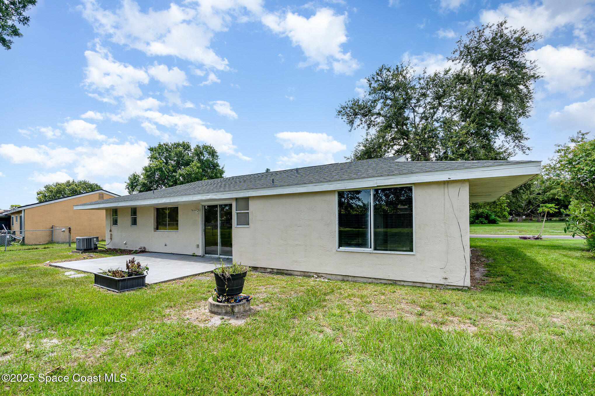 991 Gatewood Court NE