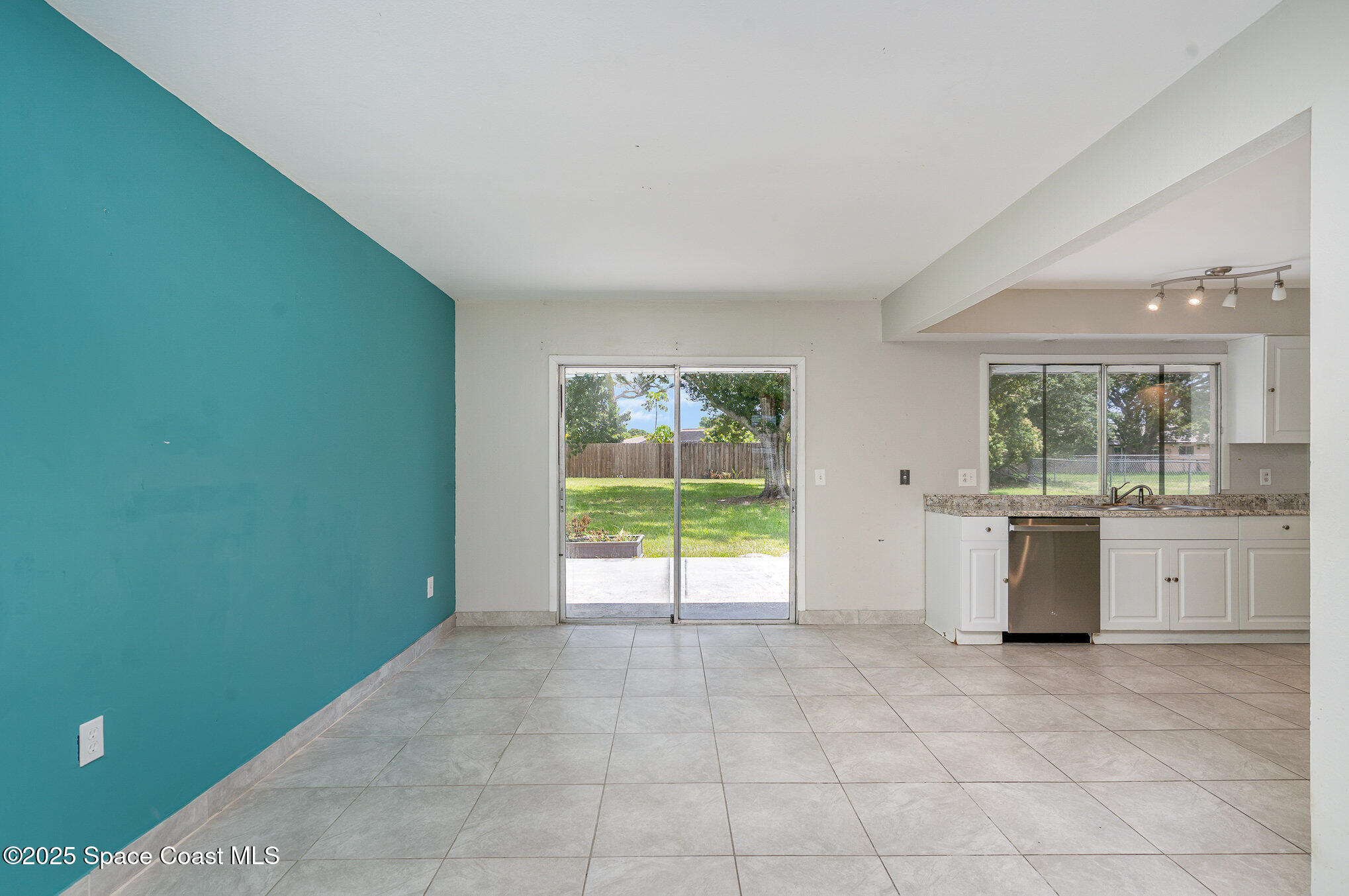 991 Gatewood Court NE