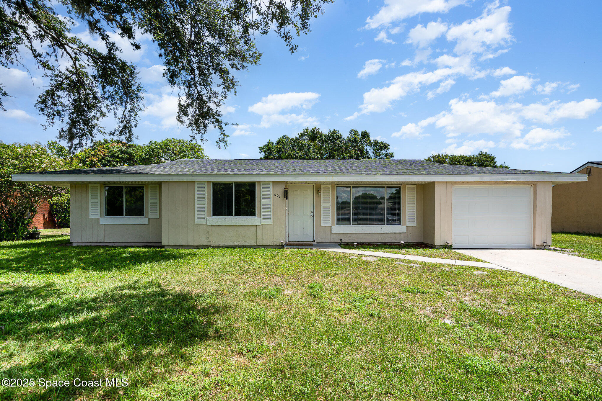 991 Gatewood Court NE